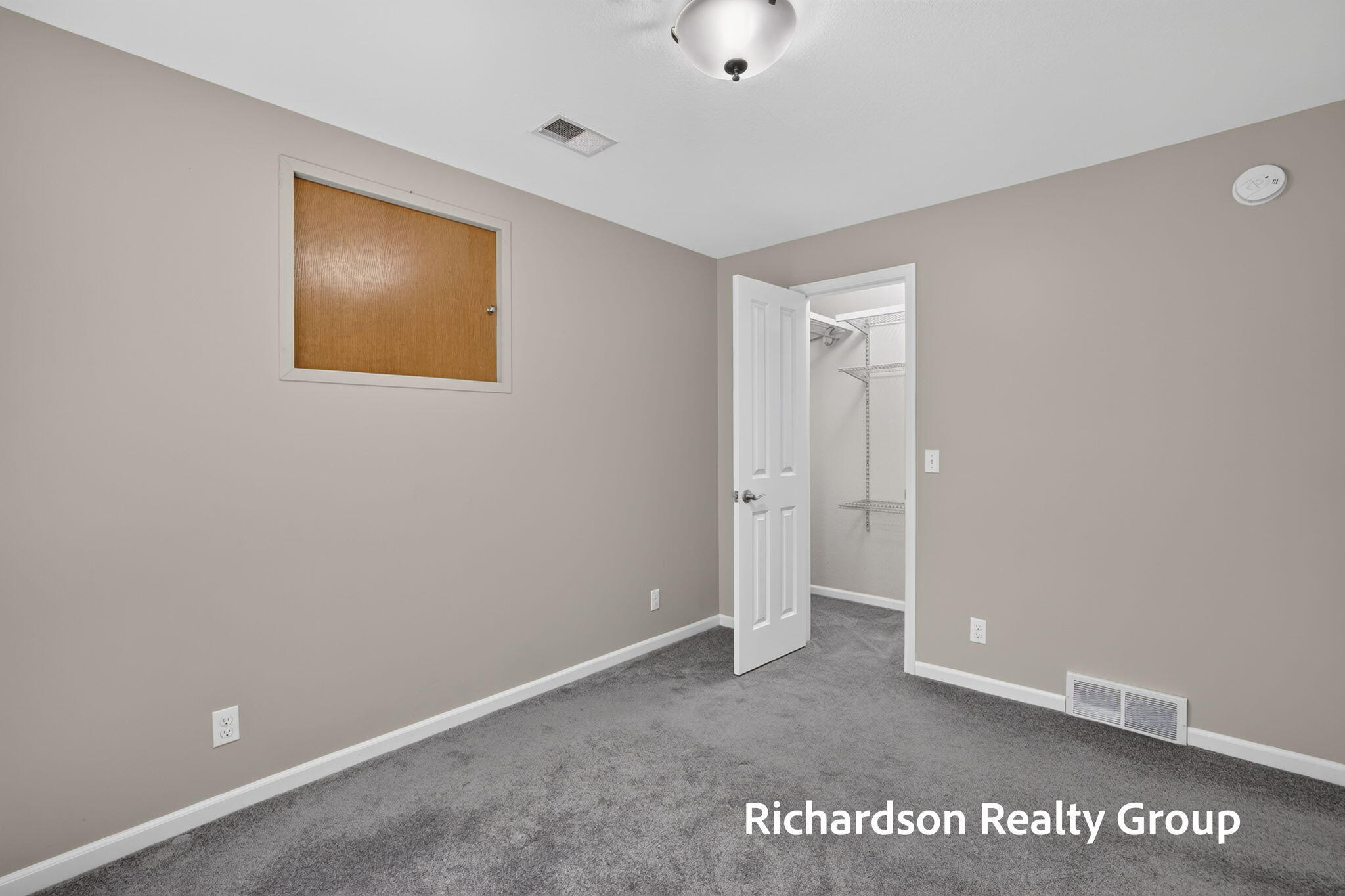 405 Douglas Street Muskegon MI 49445