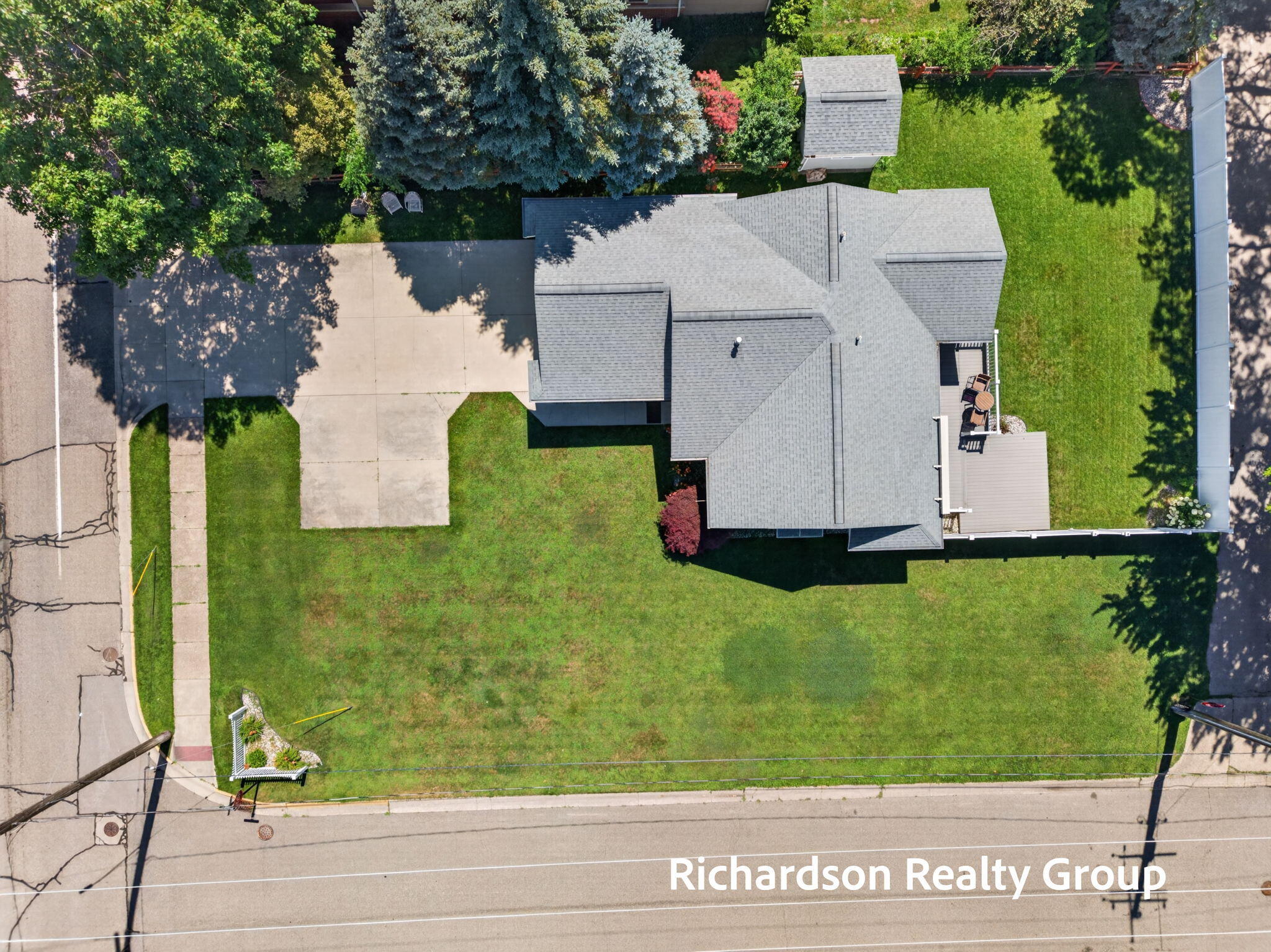 405 Douglas Street Muskegon MI 49445