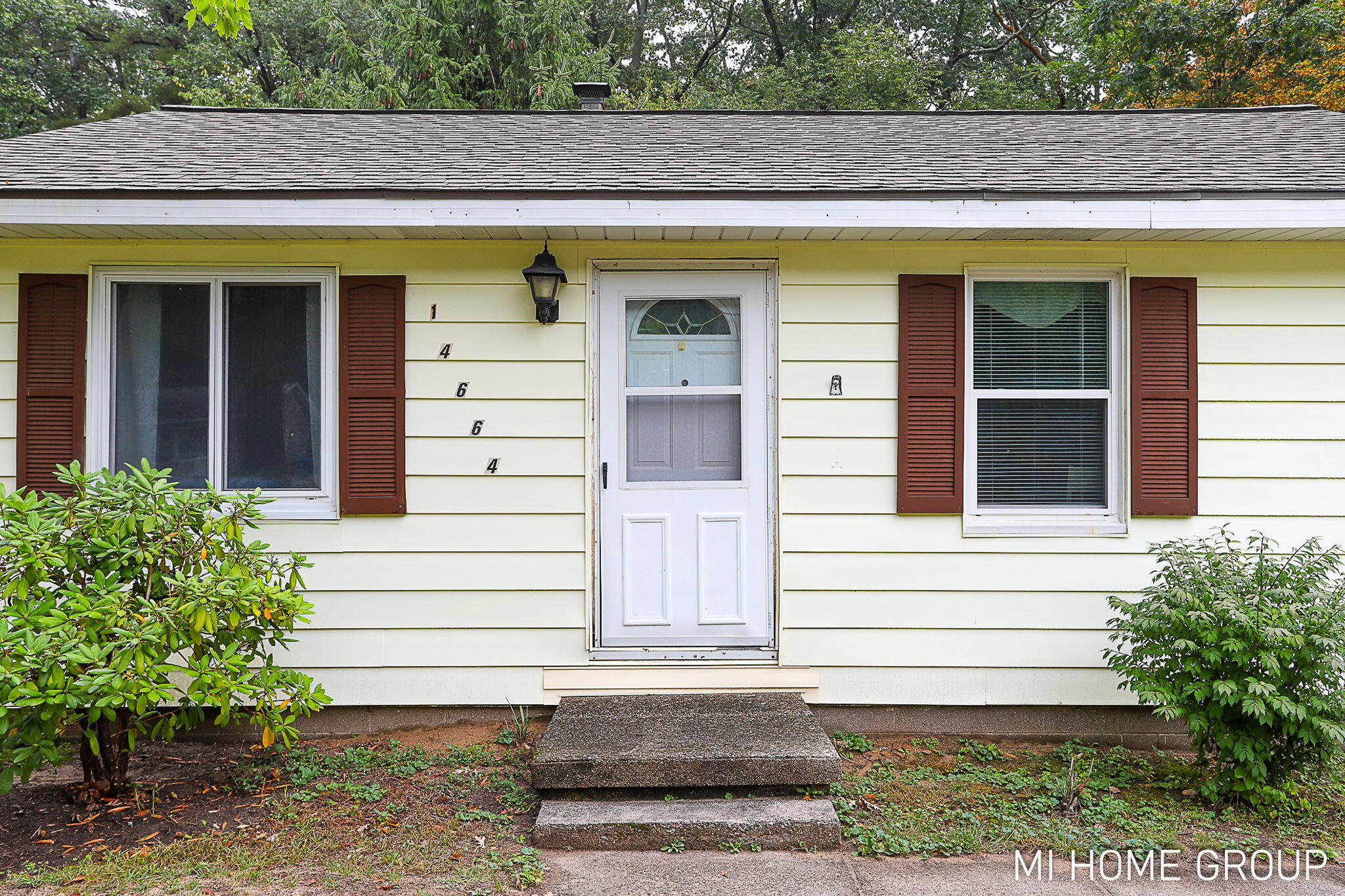 14664 154th Avenue Grand Haven MI 49417