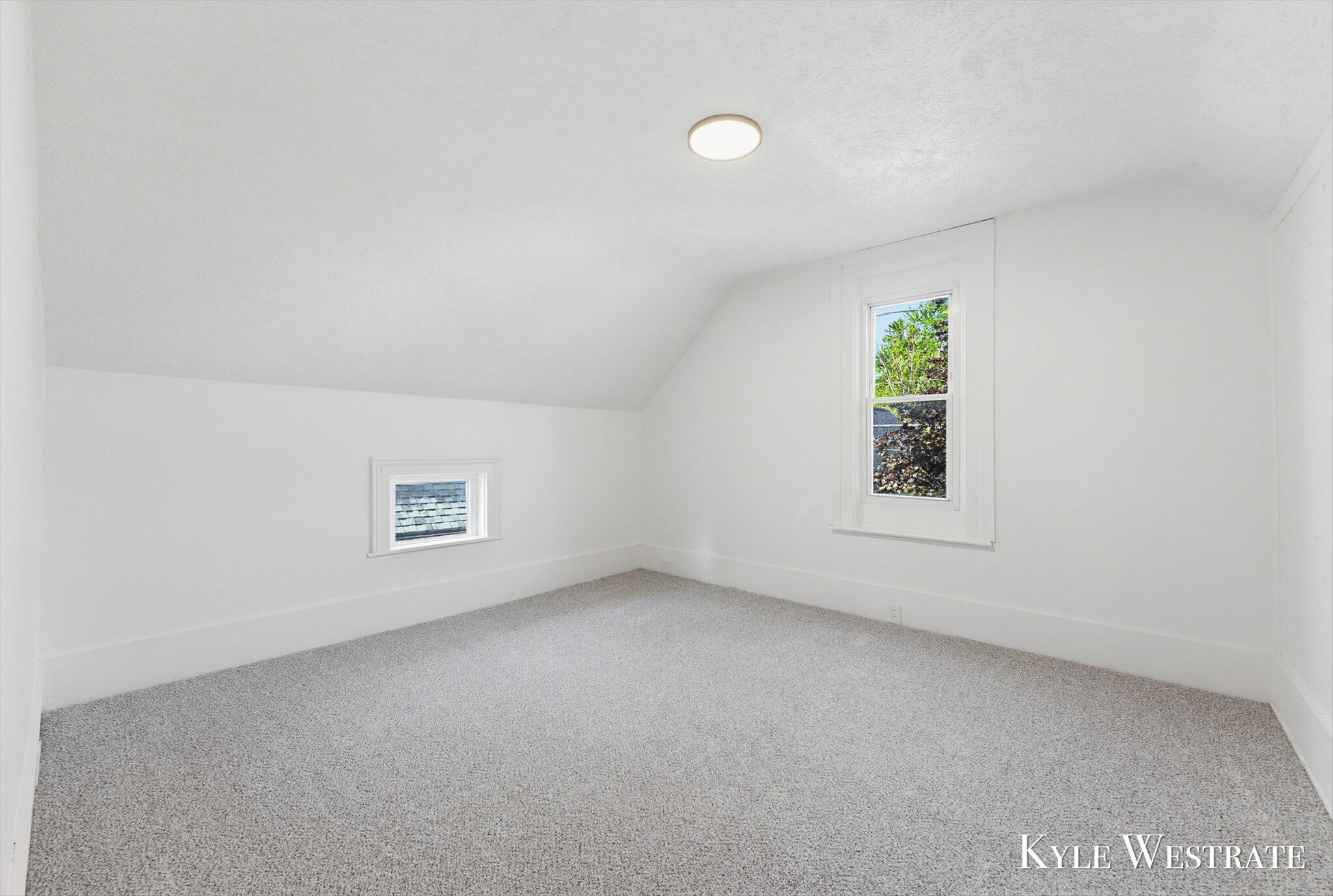 1526 Coit Avenue NE Grand Rapids MI 49505