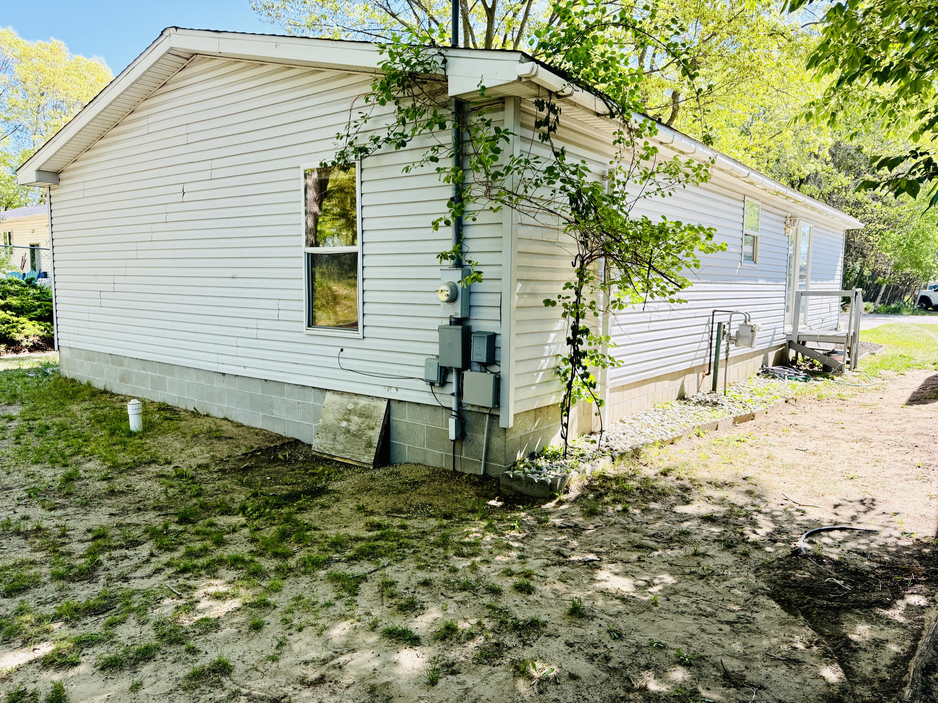 811 N Lavinia Street Ludington MI 49431