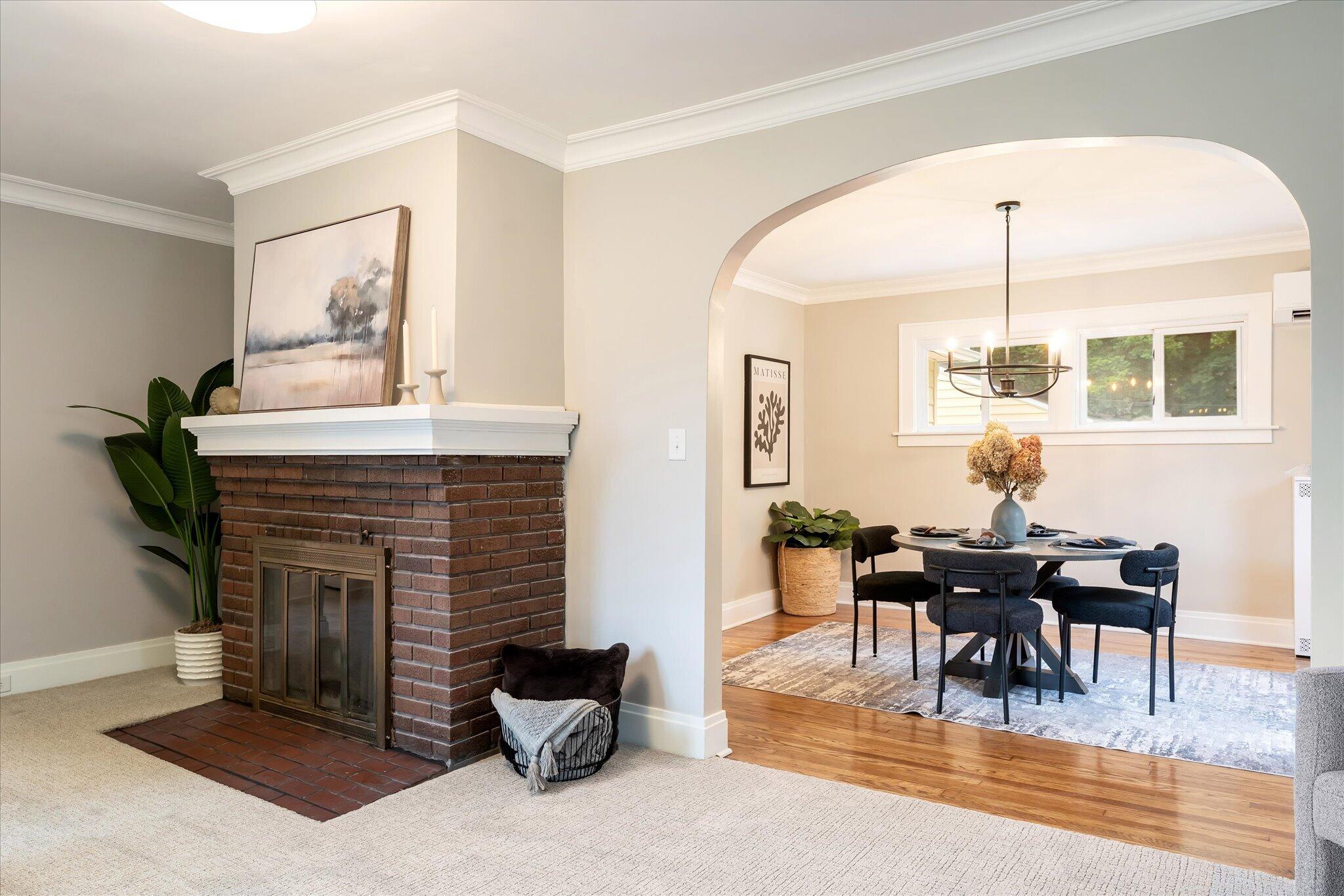 2630 Oakwood Avenue NE Grand Rapids MI 49505