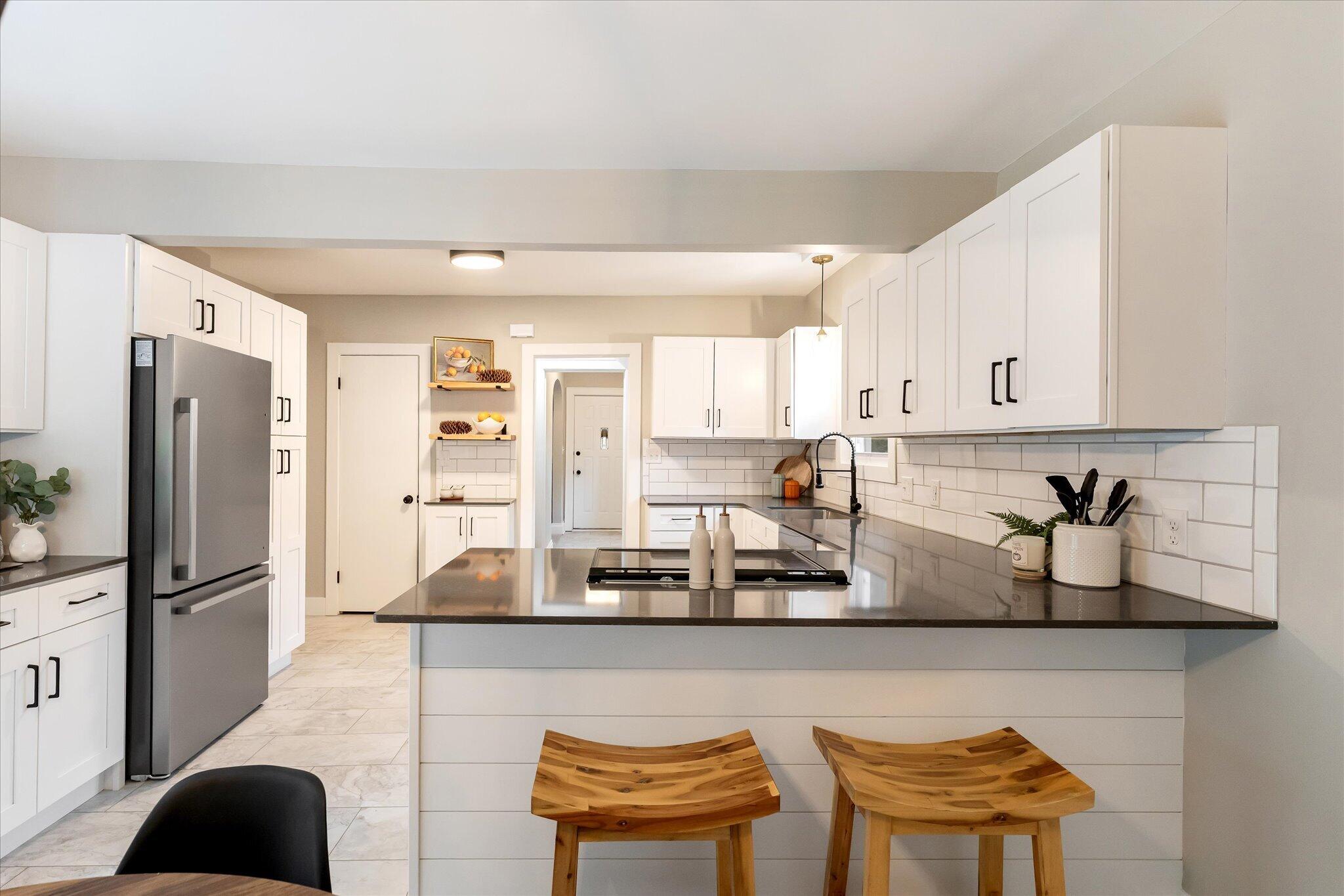 2630 Oakwood Avenue NE Grand Rapids MI 49505