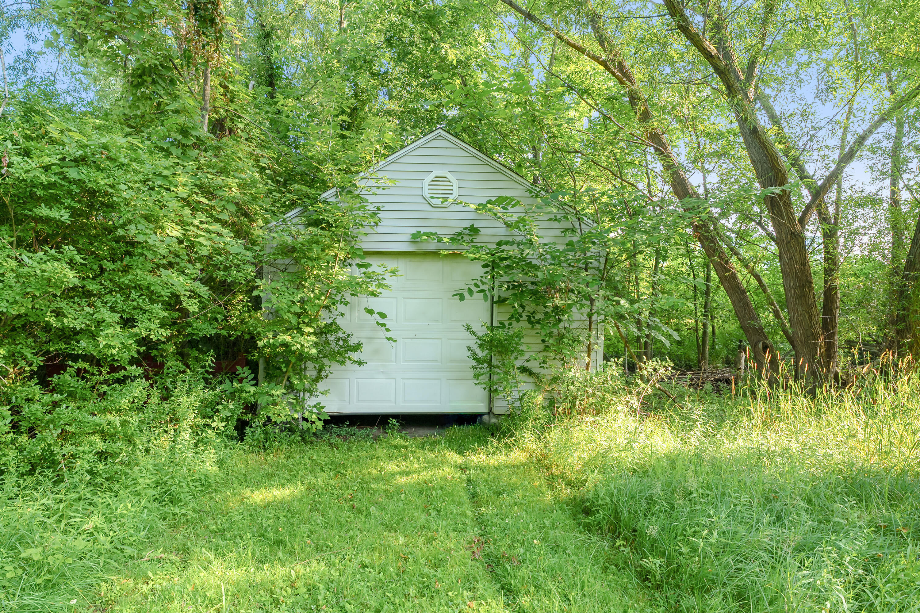611 Hoek Alley Kalamazoo MI 49001