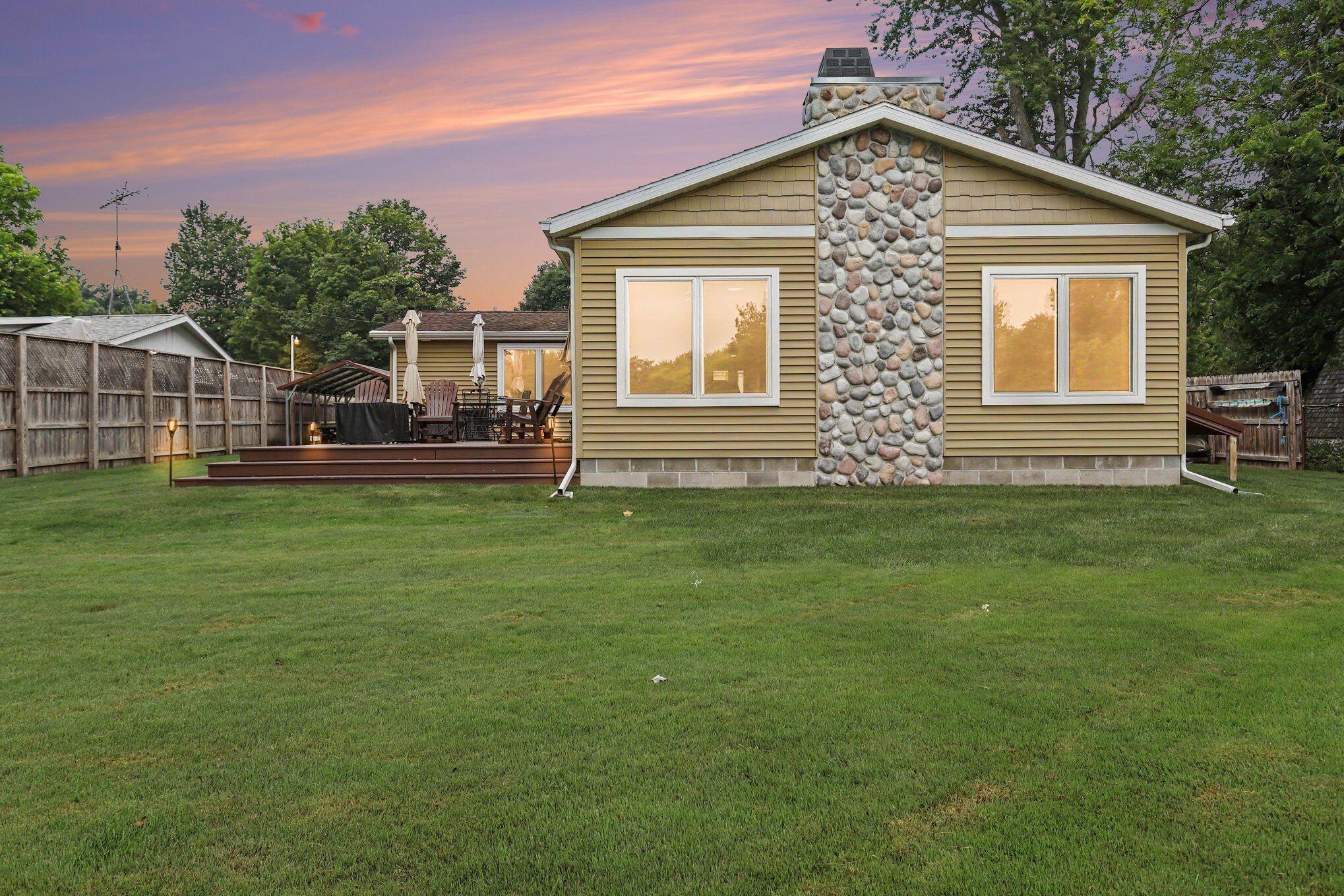 47498 84th Avenue Decatur MI 49045