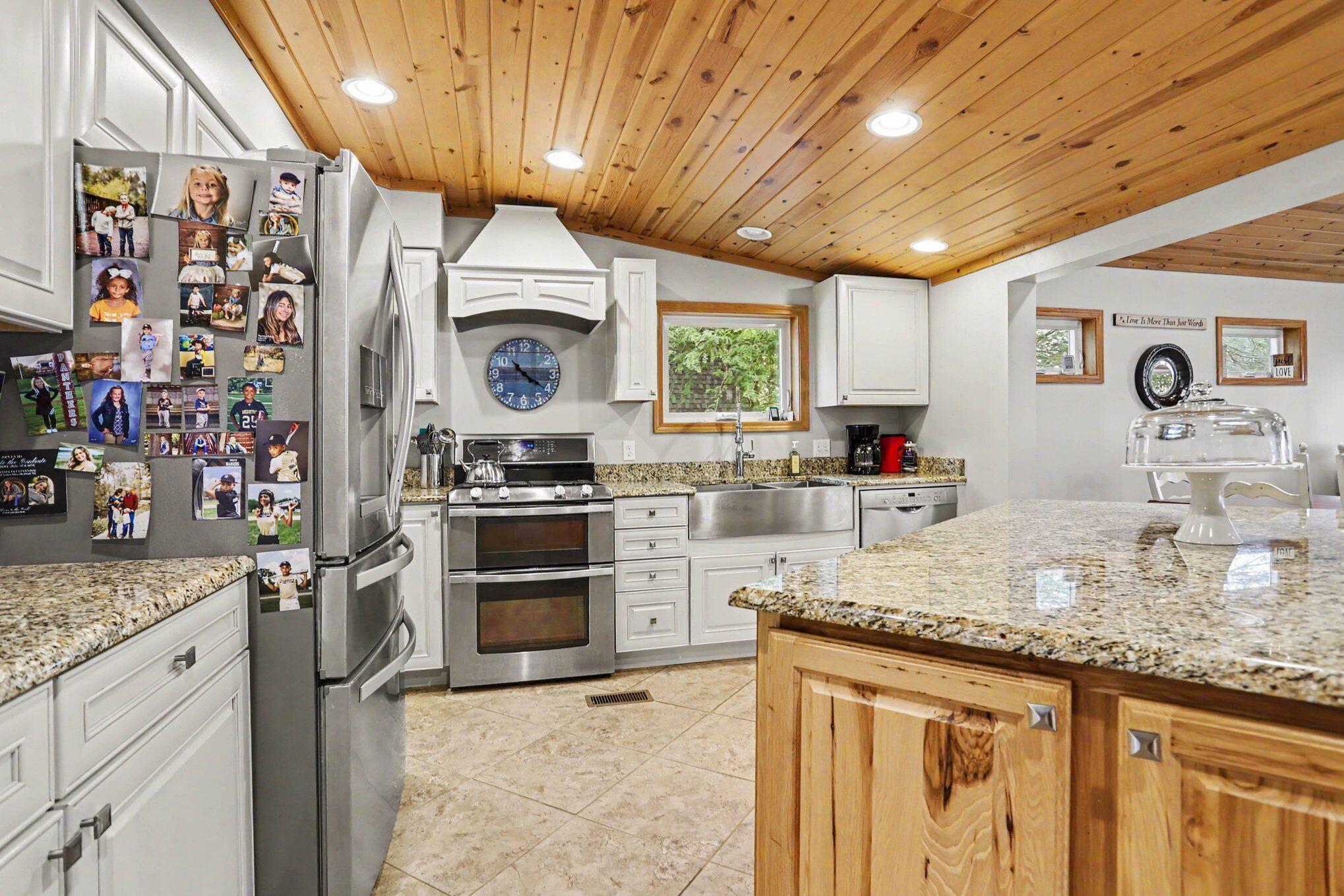 47498 84th Avenue Decatur MI 49045