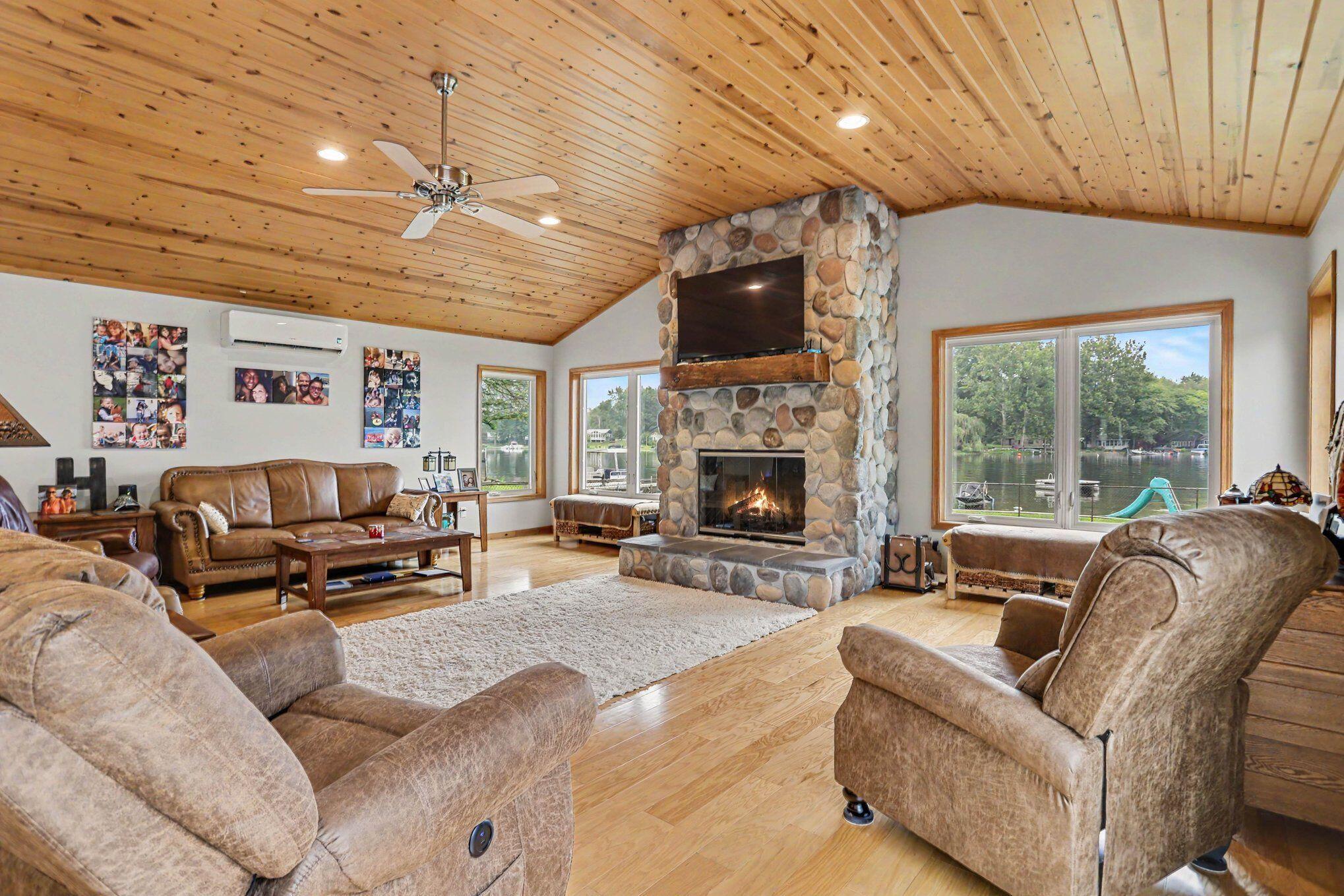 47498 84th Avenue Decatur MI 49045