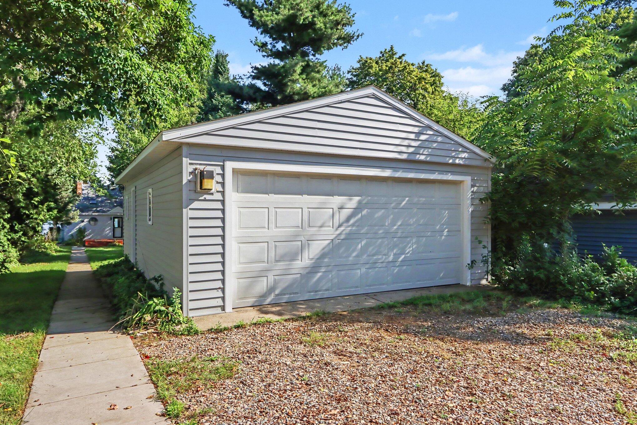 4621 S Long Lake Drive Portage MI 49002