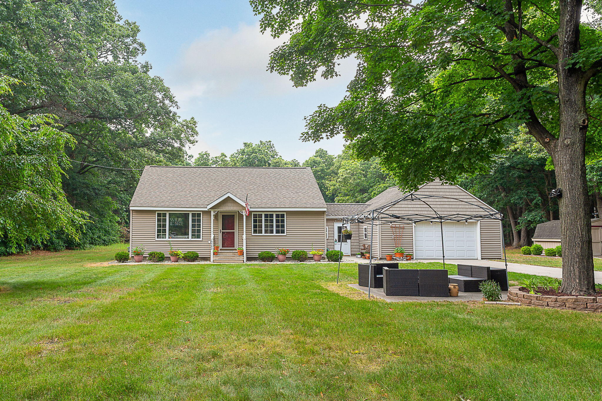 4582 Hall Road Muskegon MI 49442