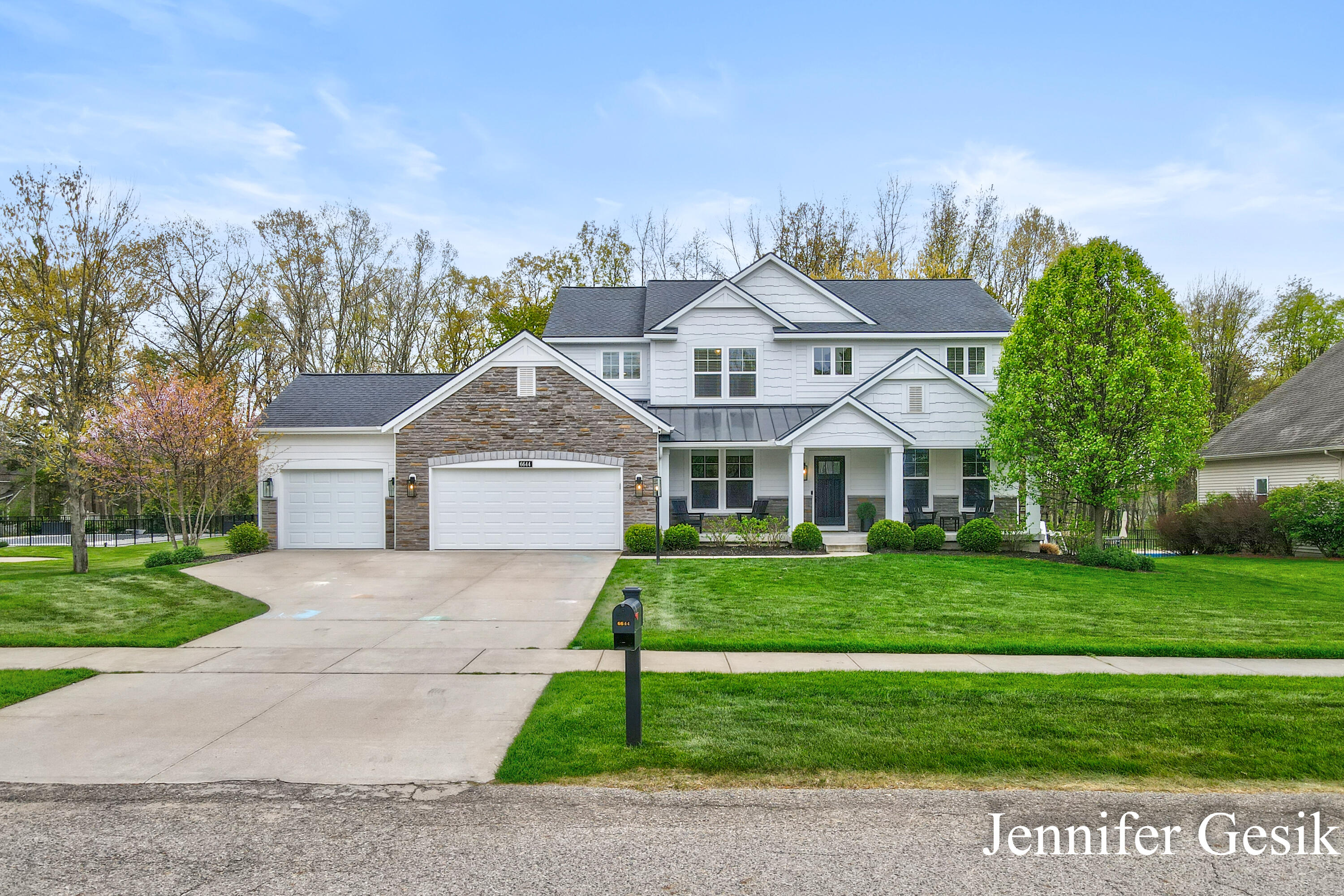 6644 Summer Meadows Drive NE Rockford MI 49341