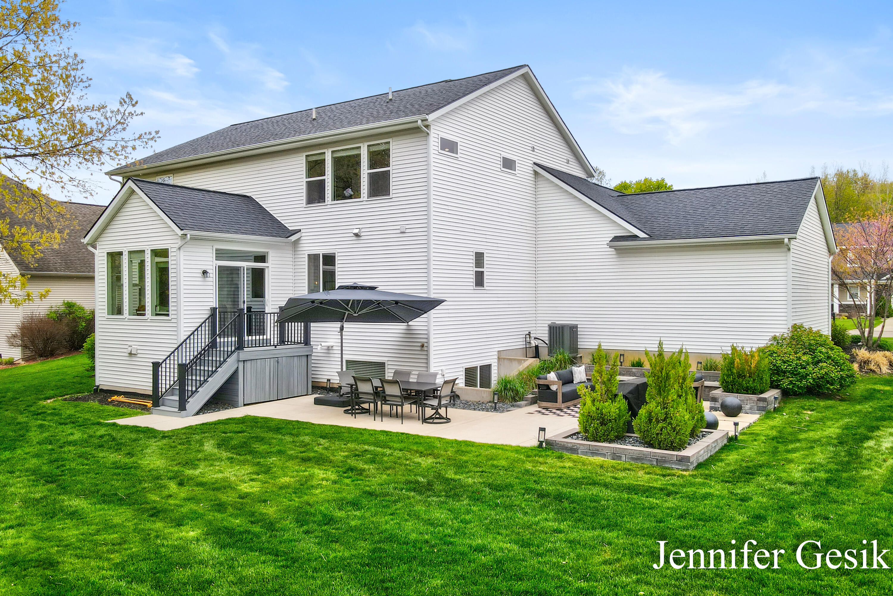 6644 Summer Meadows Drive NE Rockford MI 49341