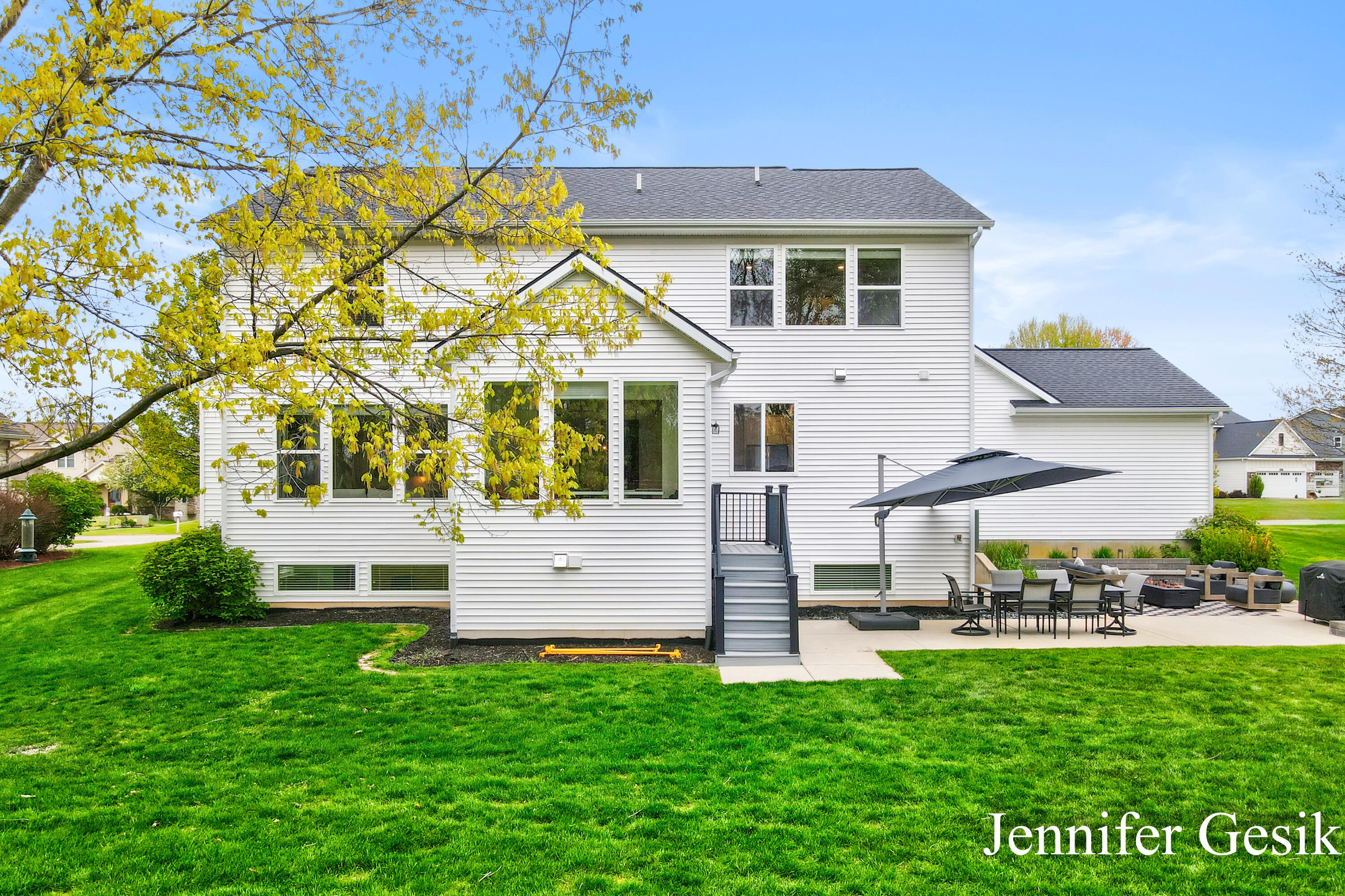 6644 Summer Meadows Drive NE Rockford MI 49341