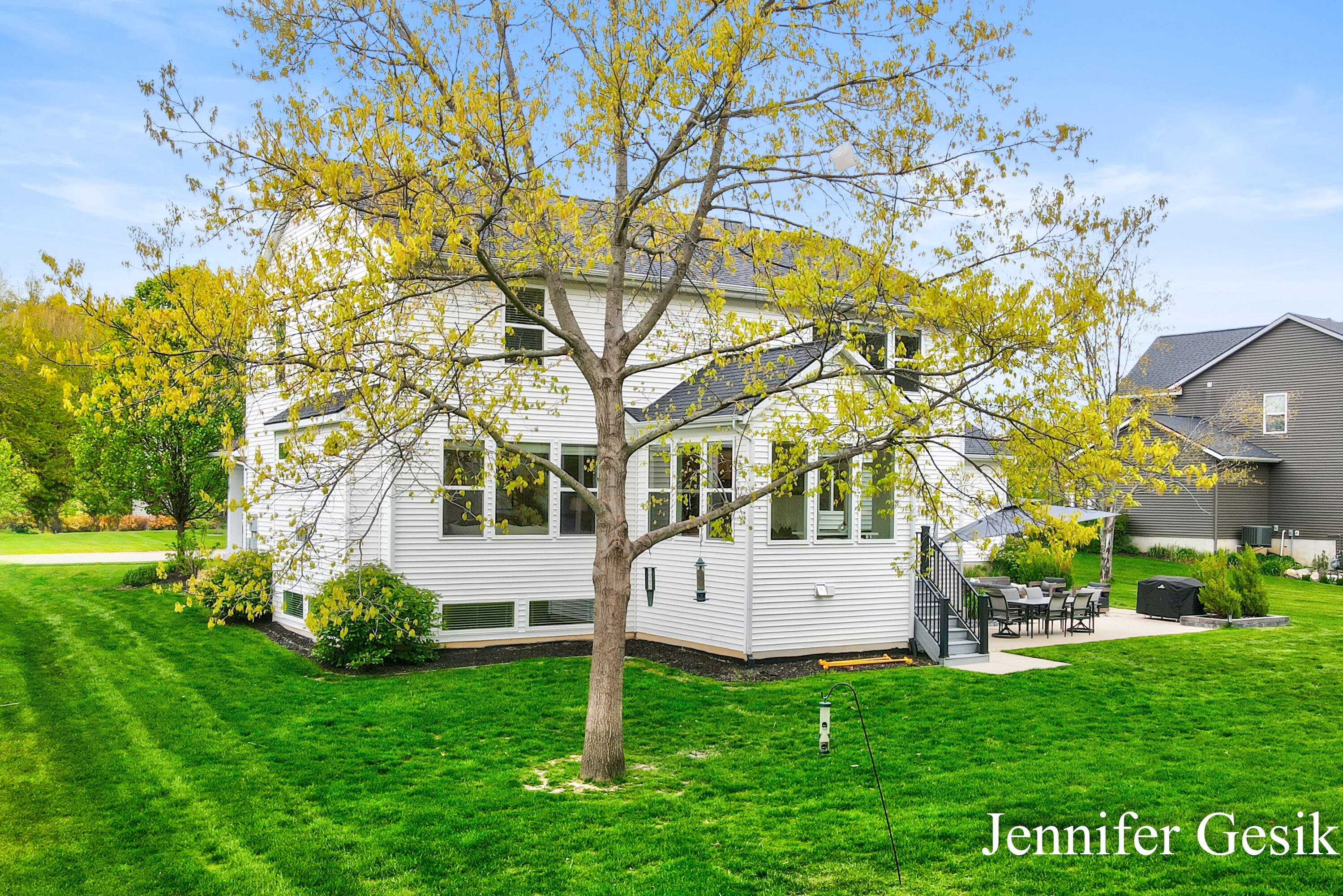 6644 Summer Meadows Drive NE Rockford MI 49341