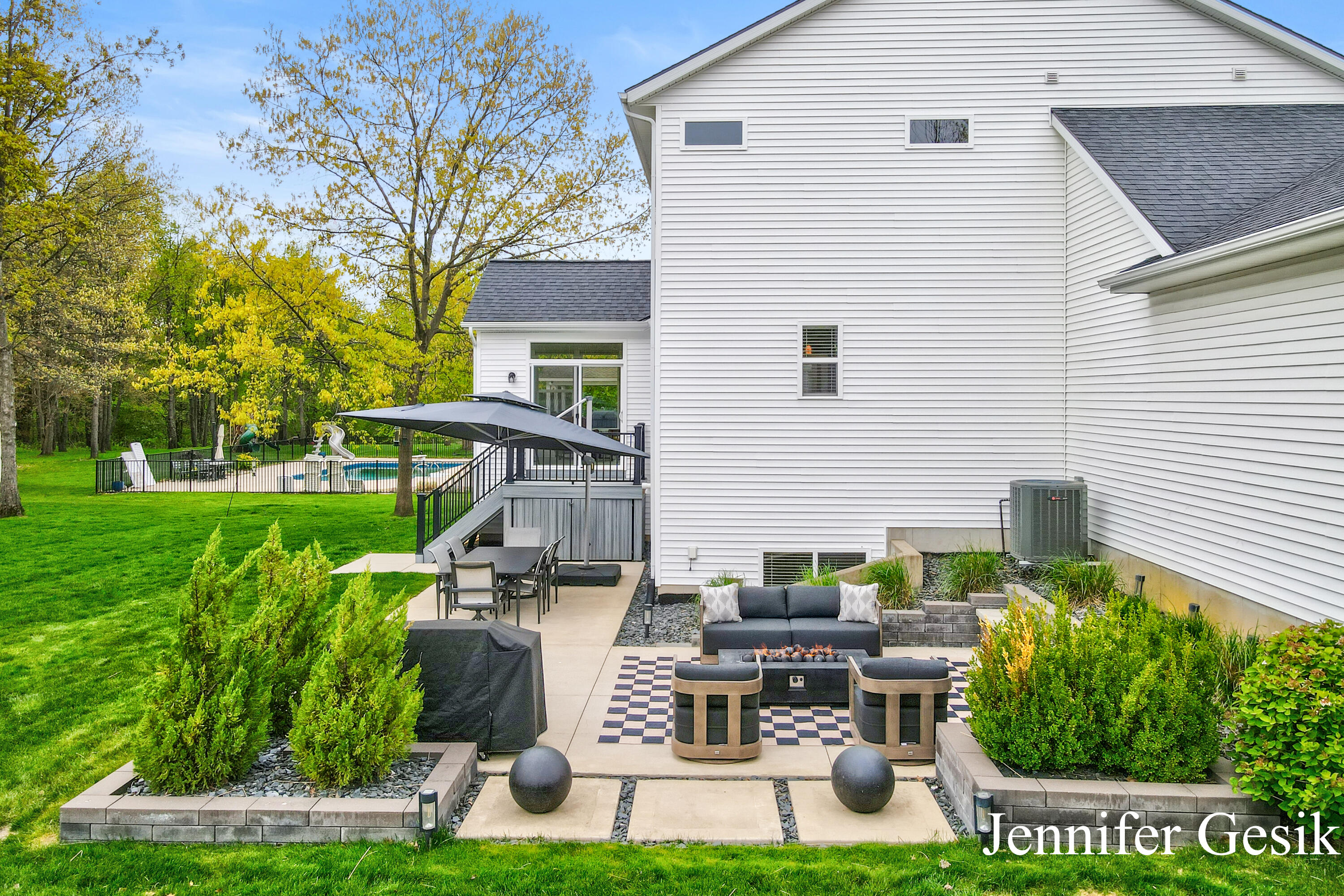 6644 Summer Meadows Drive NE Rockford MI 49341