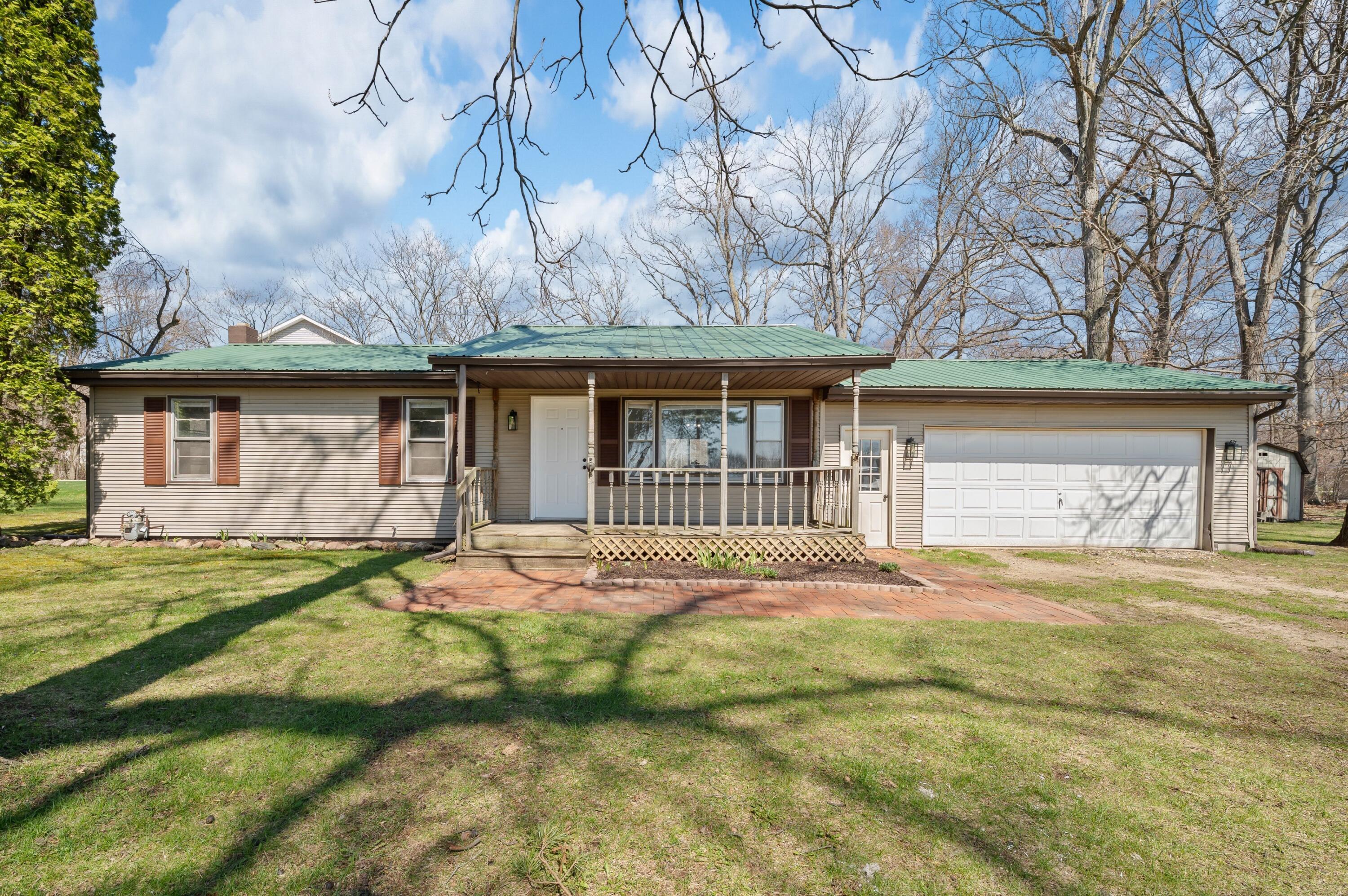 23990 Avenue C Edwardsburg MI 49112