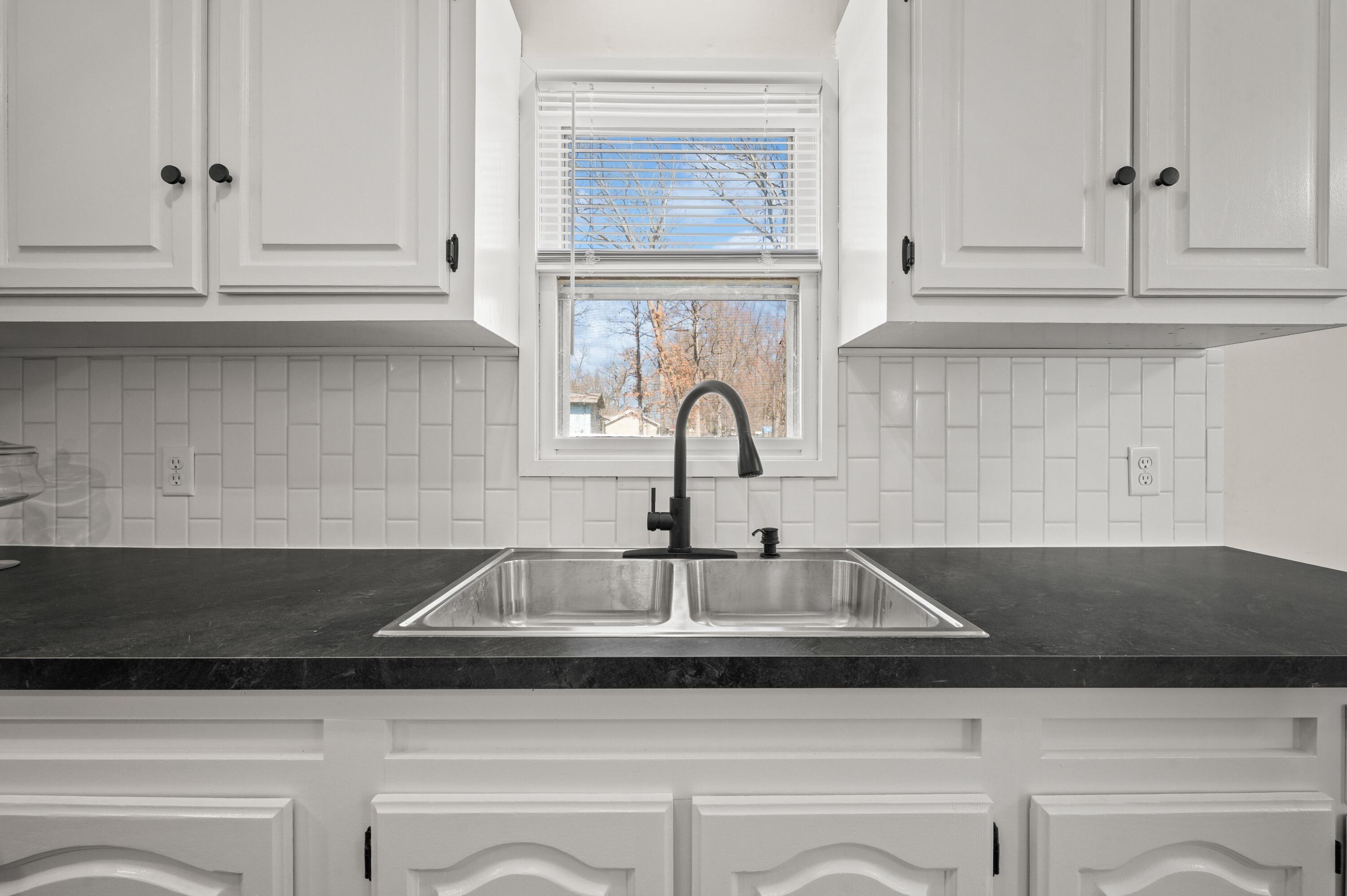 23990 Avenue C Edwardsburg MI 49112