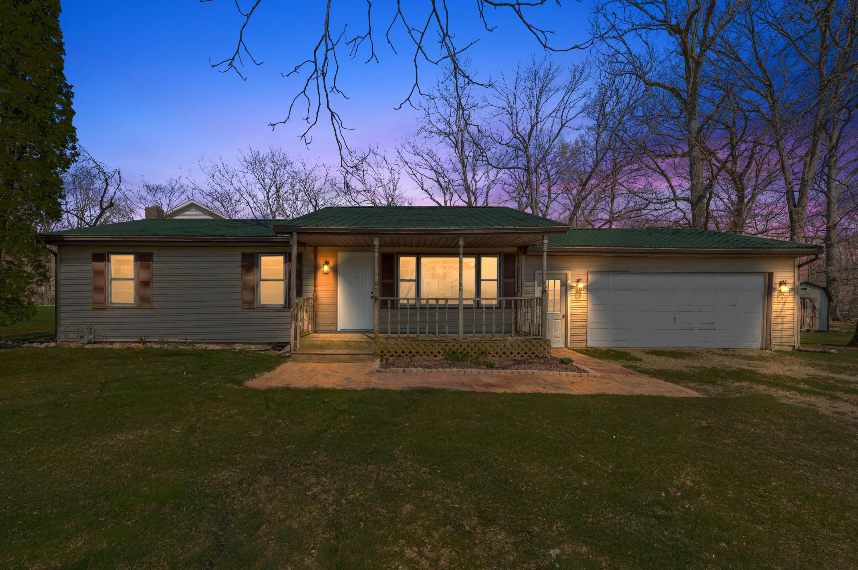 23990 Avenue C Edwardsburg MI 49112