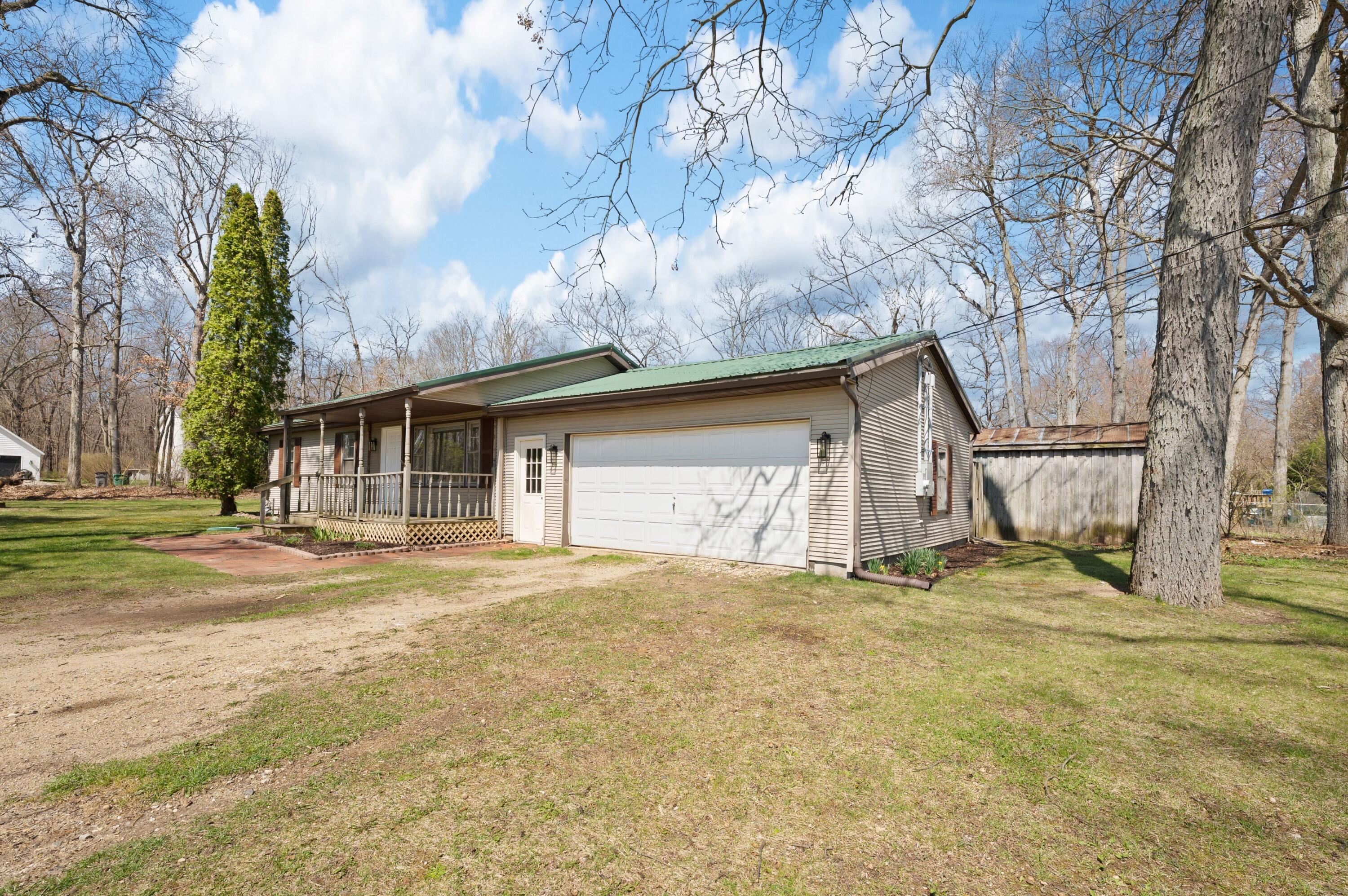 23990 Avenue C Edwardsburg MI 49112