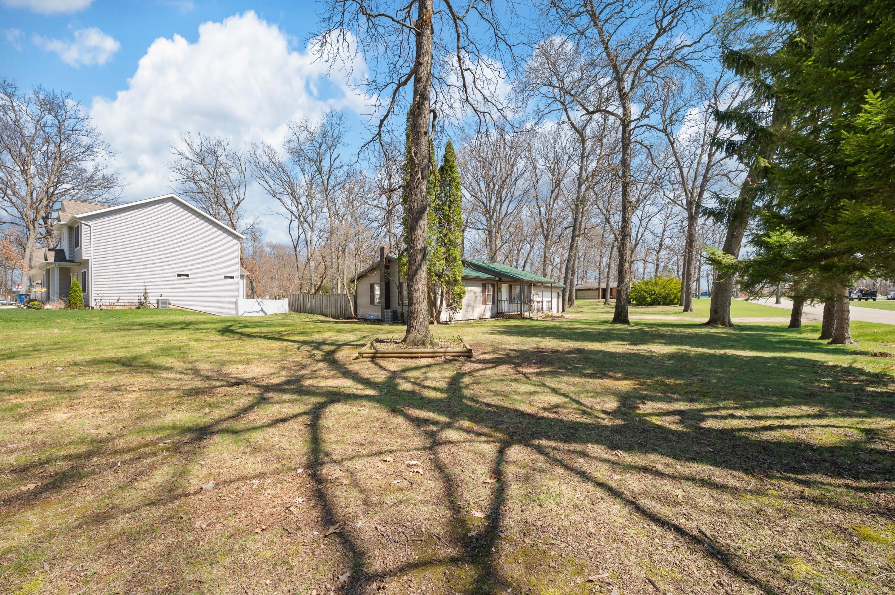 23990 Avenue C Edwardsburg MI 49112