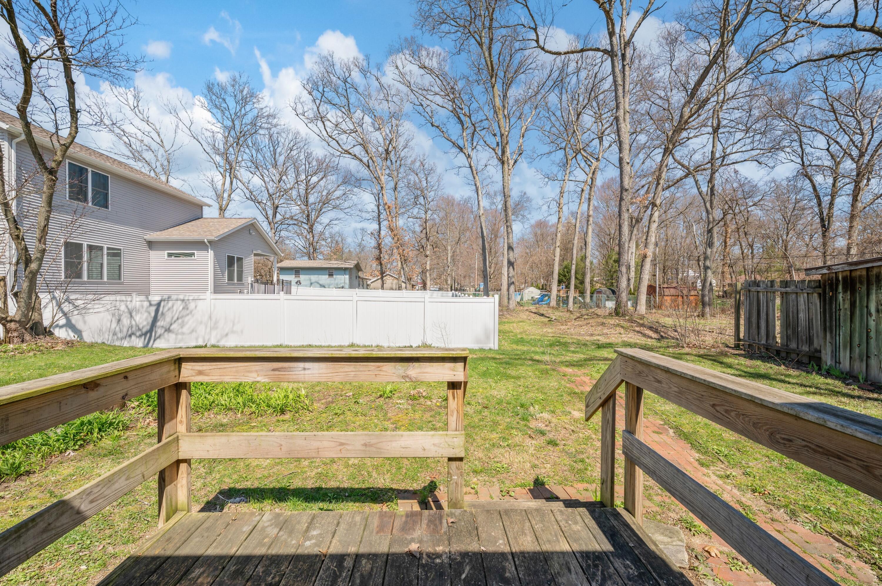23990 Avenue C Edwardsburg MI 49112