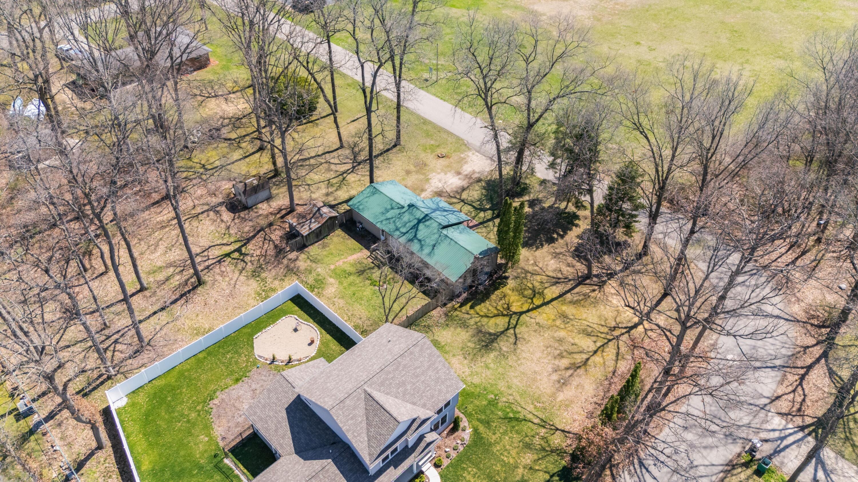 23990 Avenue C Edwardsburg MI 49112