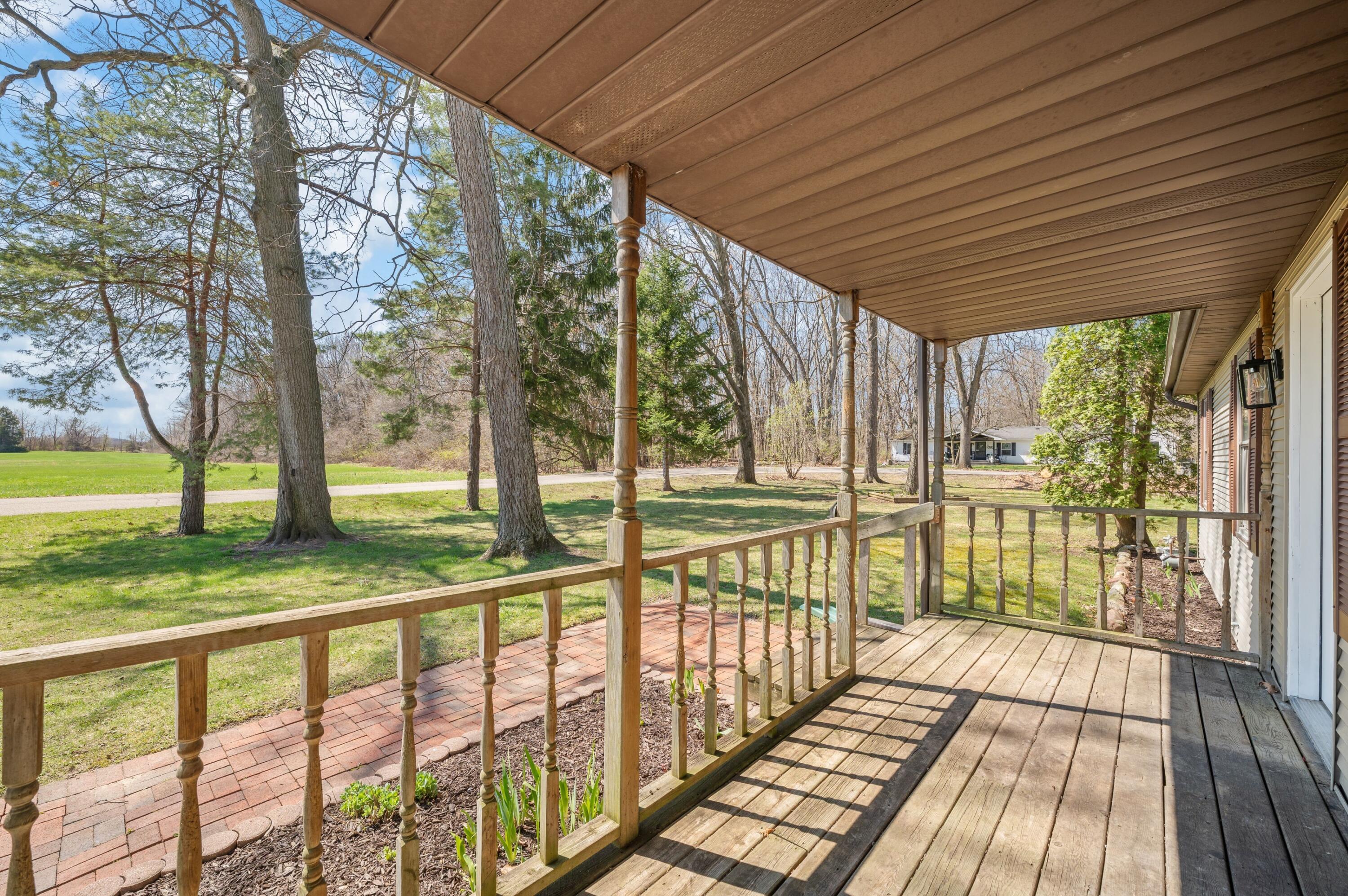 23990 Avenue C Edwardsburg MI 49112