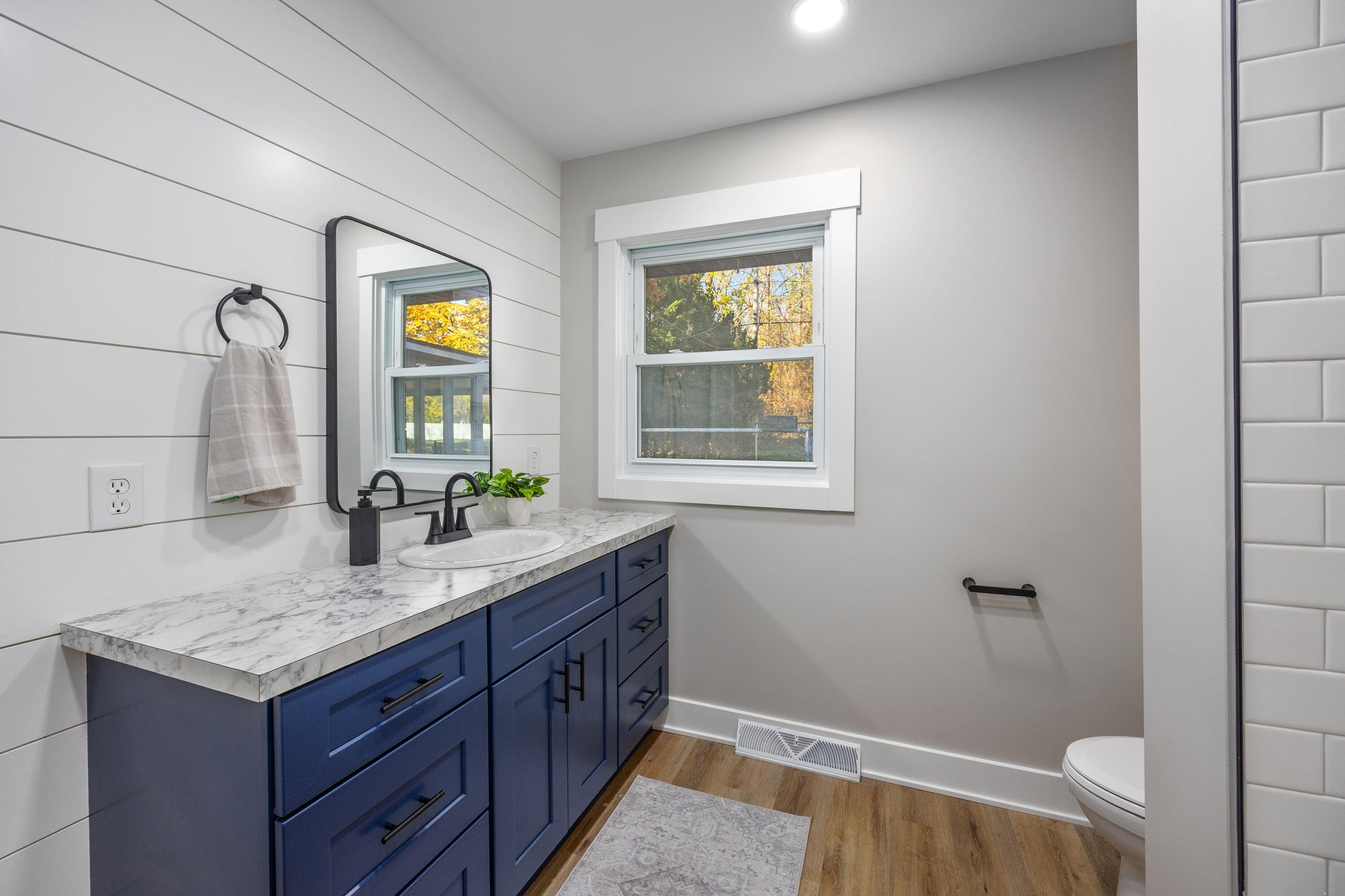225 Sunset Hills Avenue NW Grand Rapids MI 49534