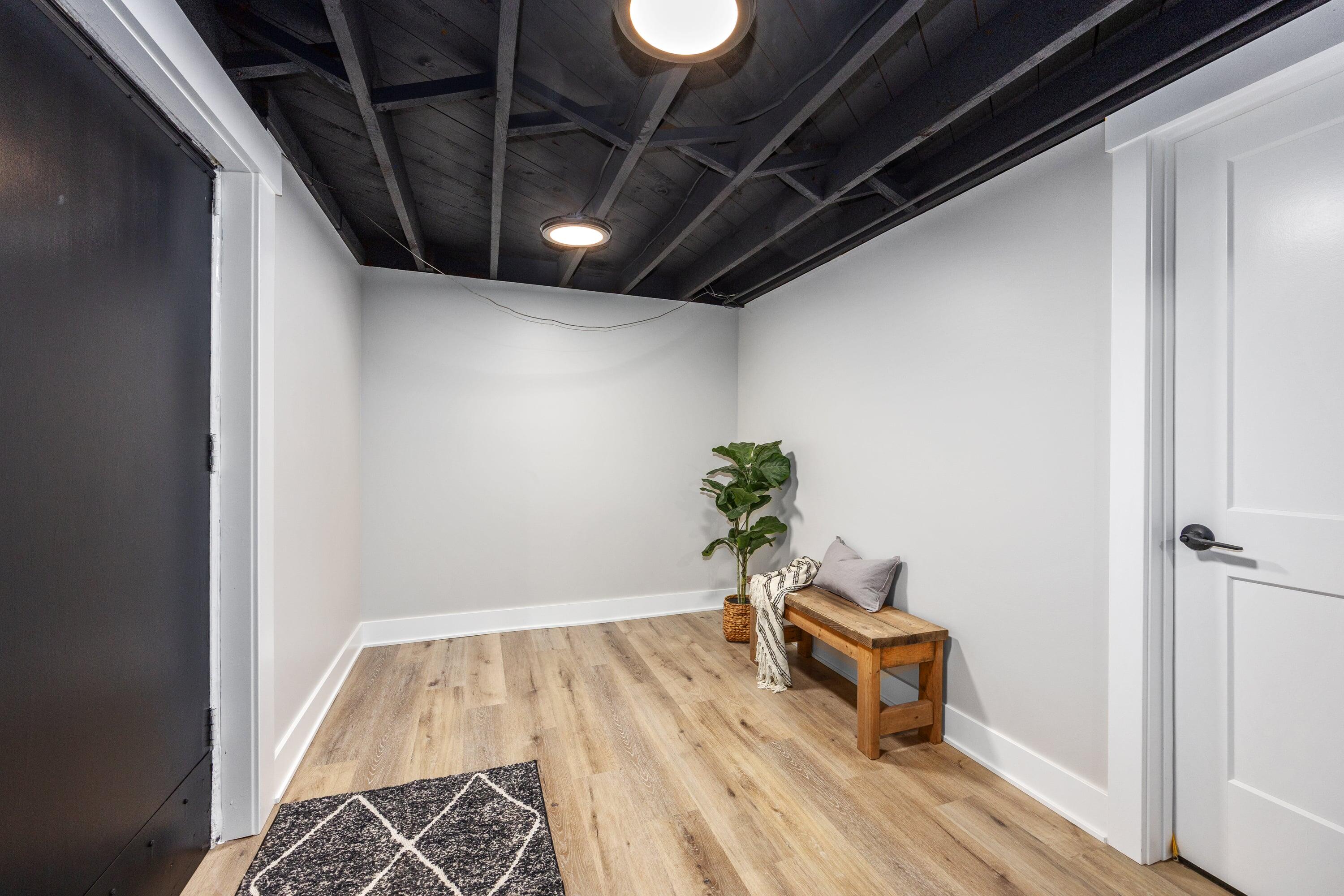 225 Sunset Hills Avenue NW Grand Rapids MI 49534
