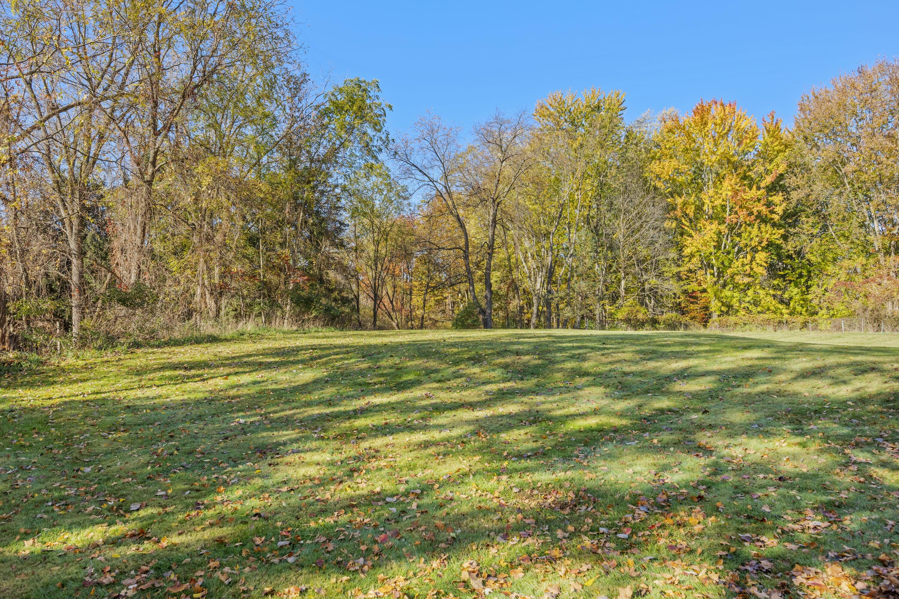 225 Sunset Hills Avenue NW Grand Rapids MI 49534