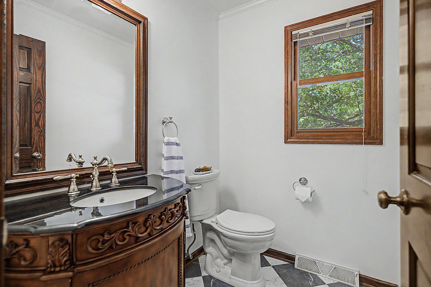 2274 Stowevalley Drive SE Grand Rapids MI 49508