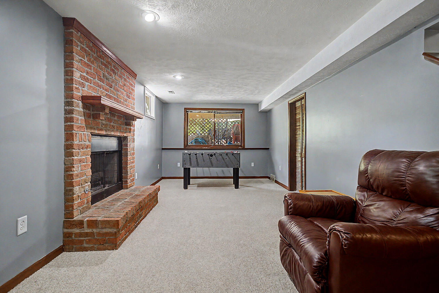 2274 Stowevalley Drive SE Grand Rapids MI 49508