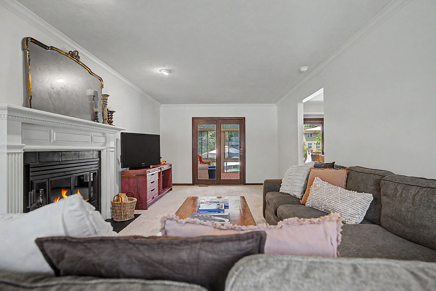 2274 Stowevalley Drive SE Grand Rapids MI 49508