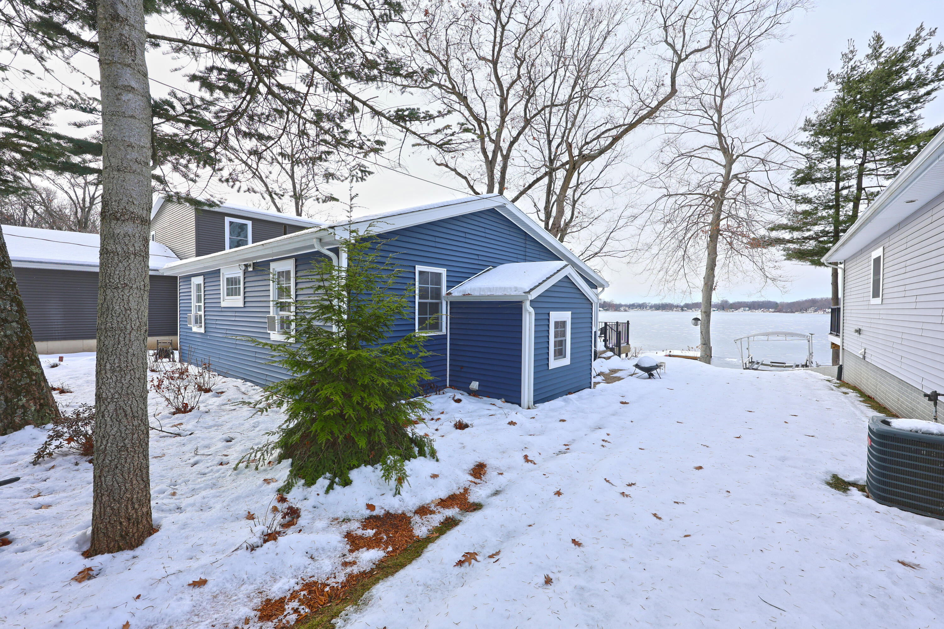 30812 Polk Road Dowagiac MI 49047