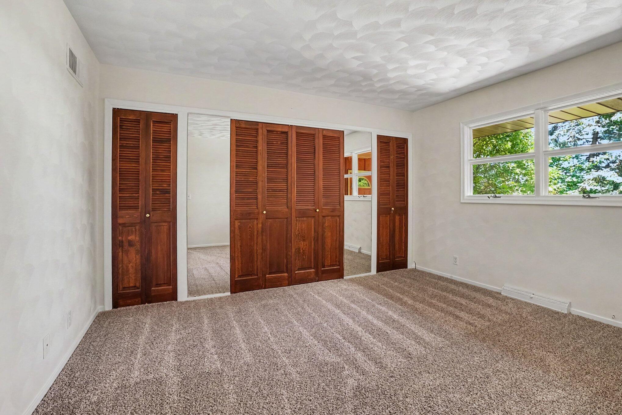 1049 Lincoln Road Allegan MI 49010