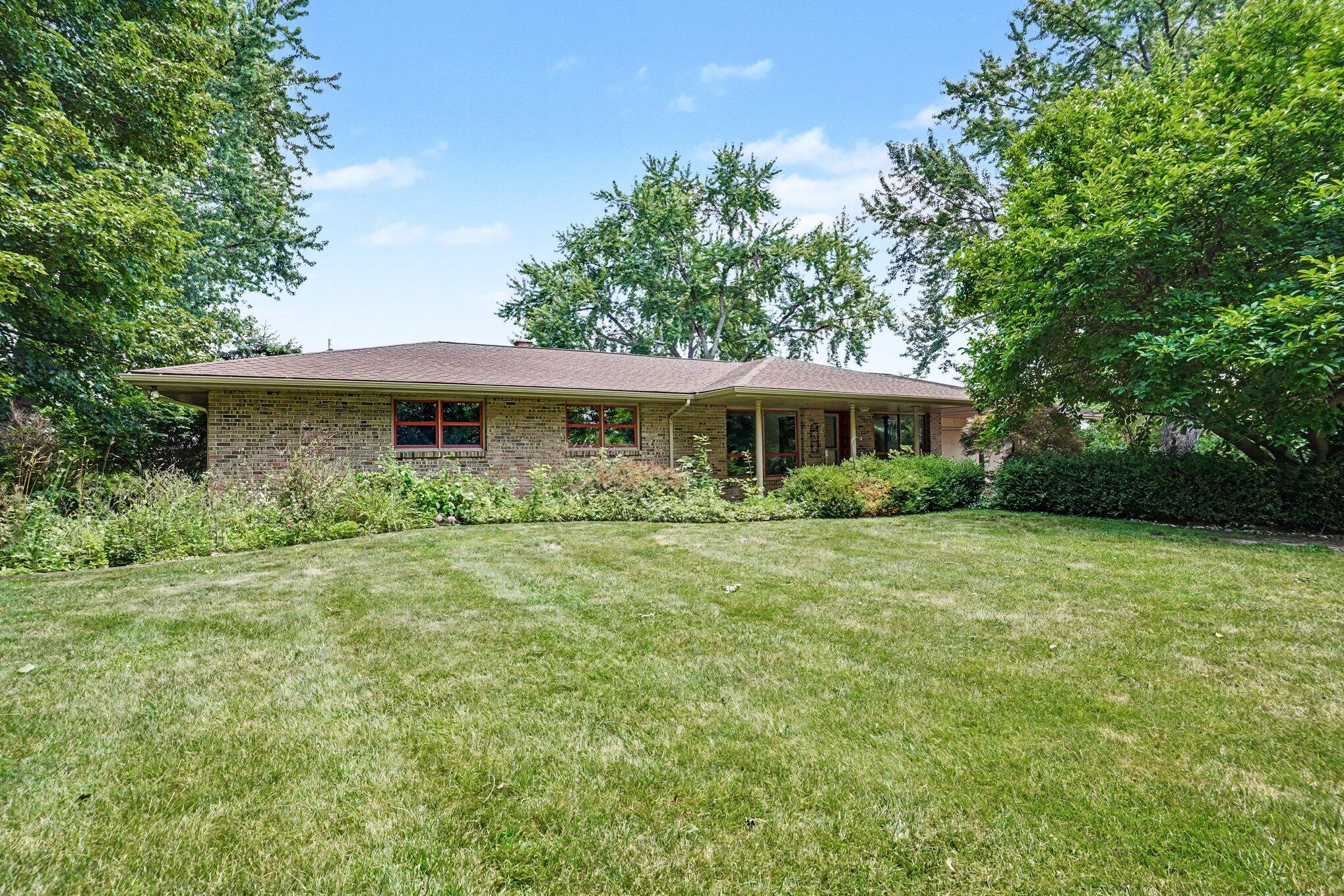 1049 Lincoln Road Allegan MI 49010