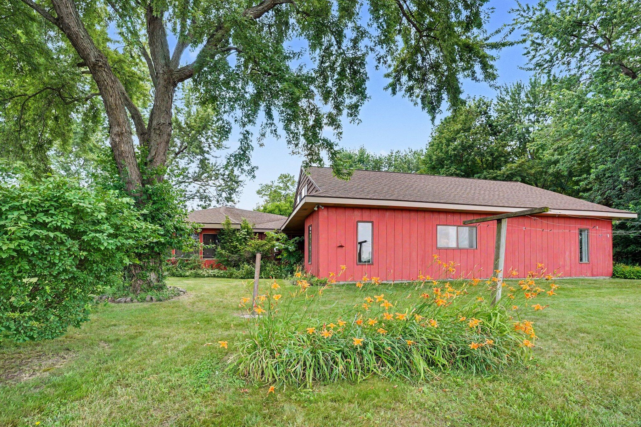 1049 Lincoln Road Allegan MI 49010
