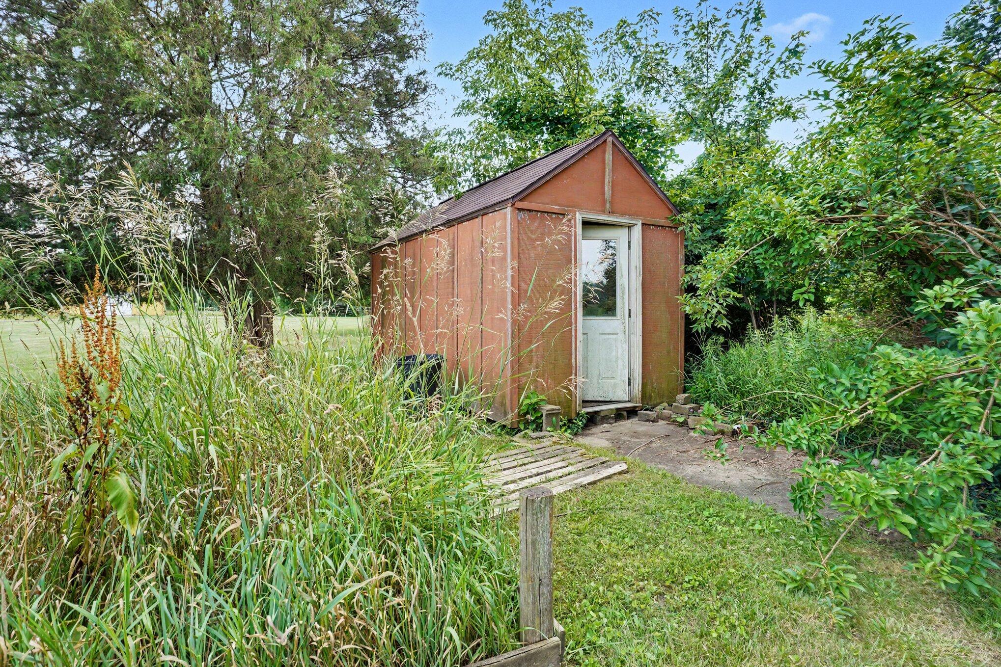 1049 Lincoln Road Allegan MI 49010