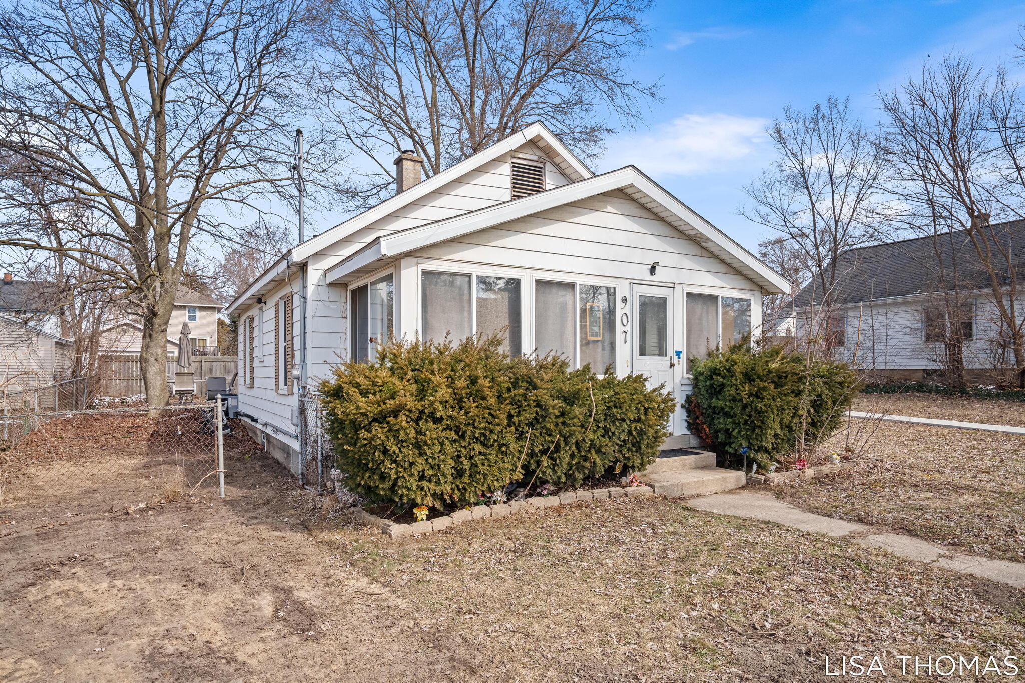 907 Merritt Street SE Grand Rapids MI 49507
