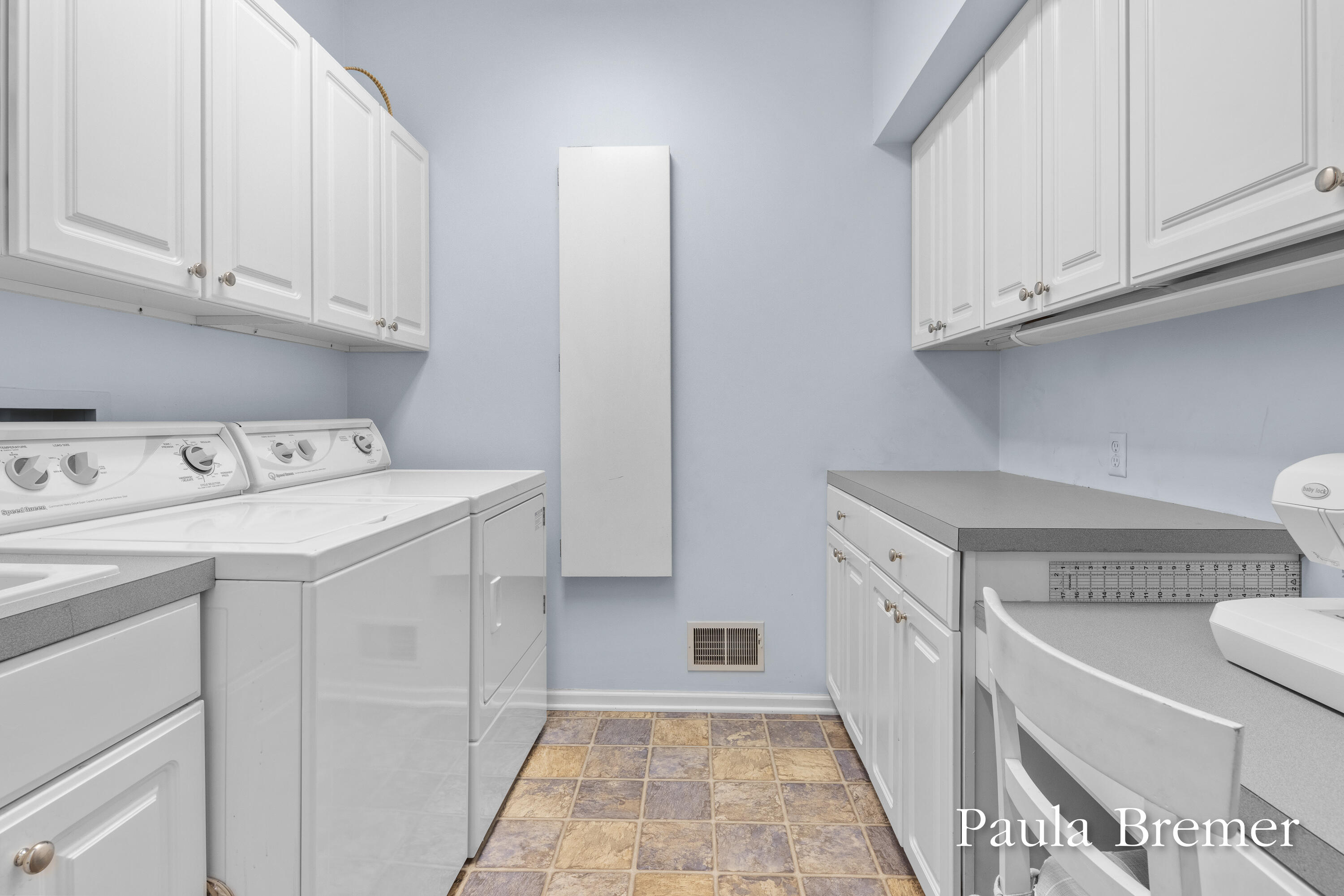5429 Grand Valley Court NE Ada MI 49301