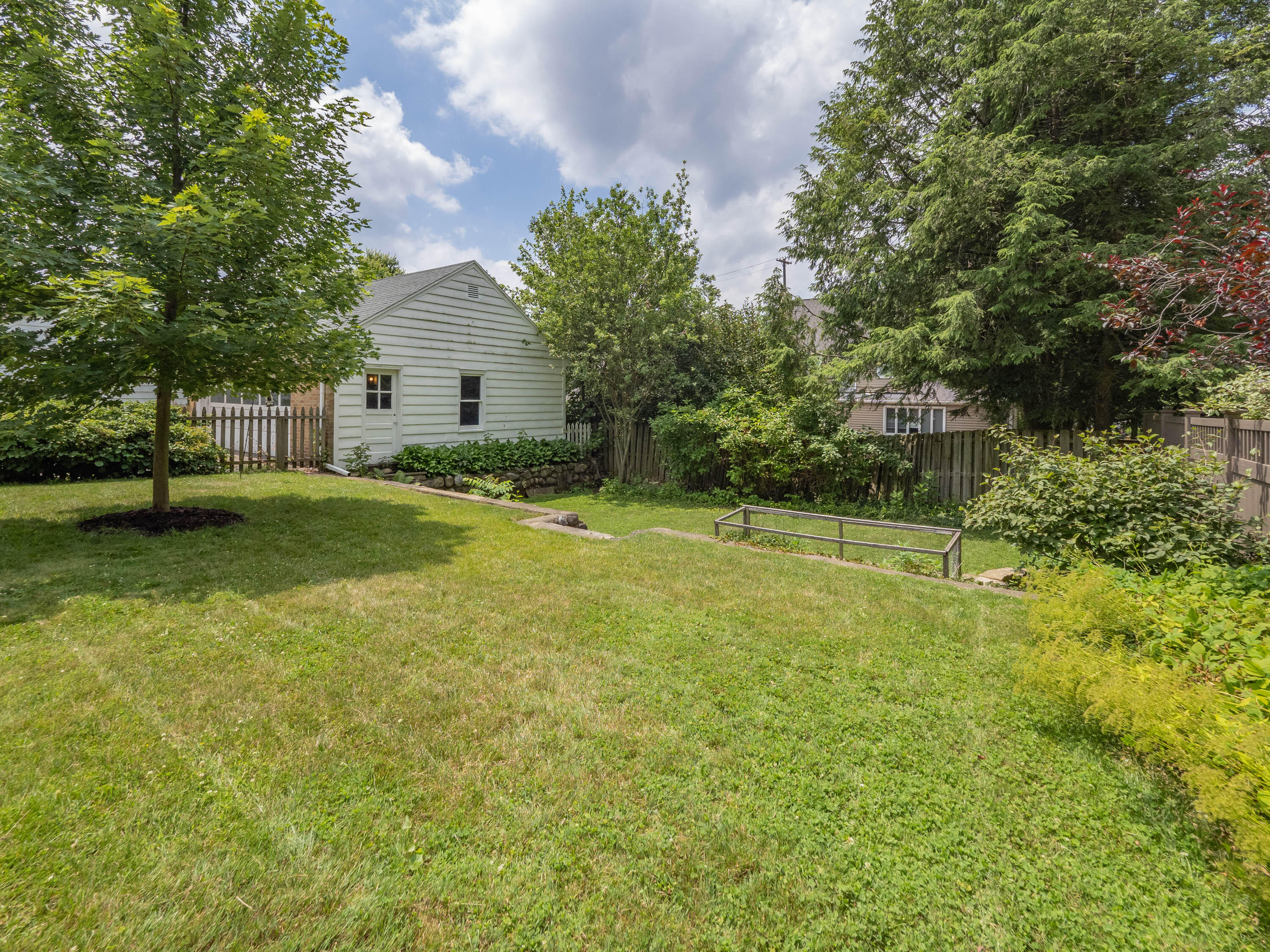 2514 Glenwood Drive Kalamazoo MI 49008