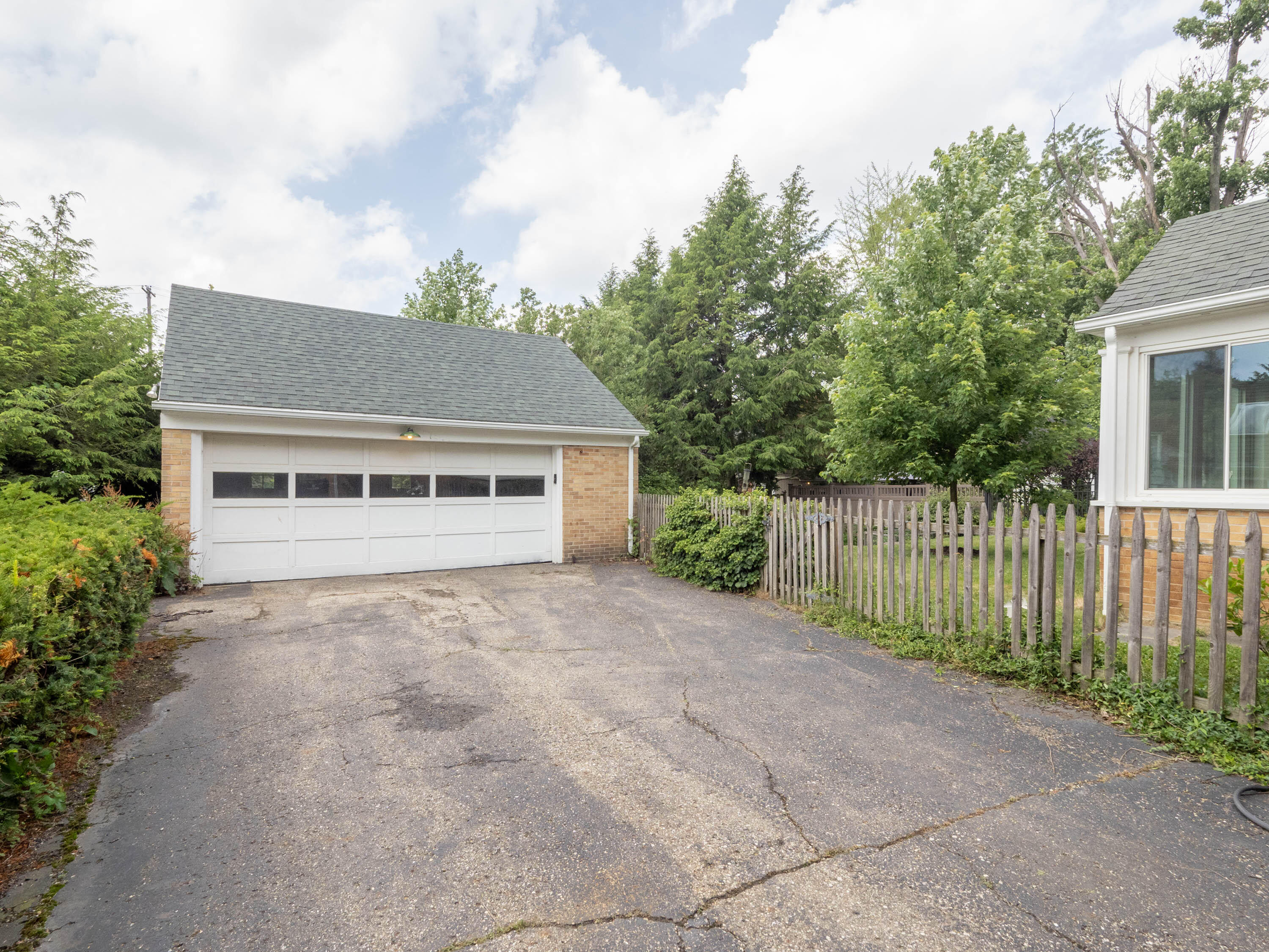 2514 Glenwood Drive Kalamazoo MI 49008