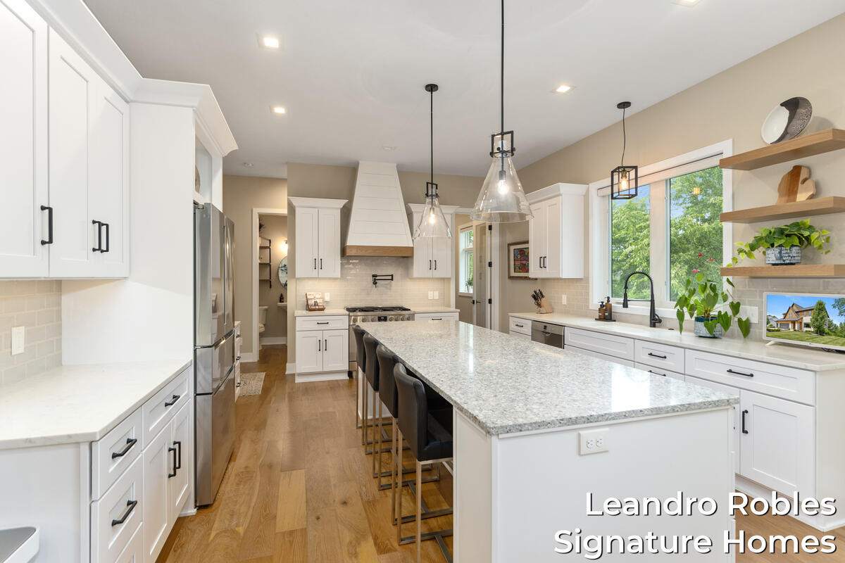 6 Fox Point Court NE Ada MI 49301