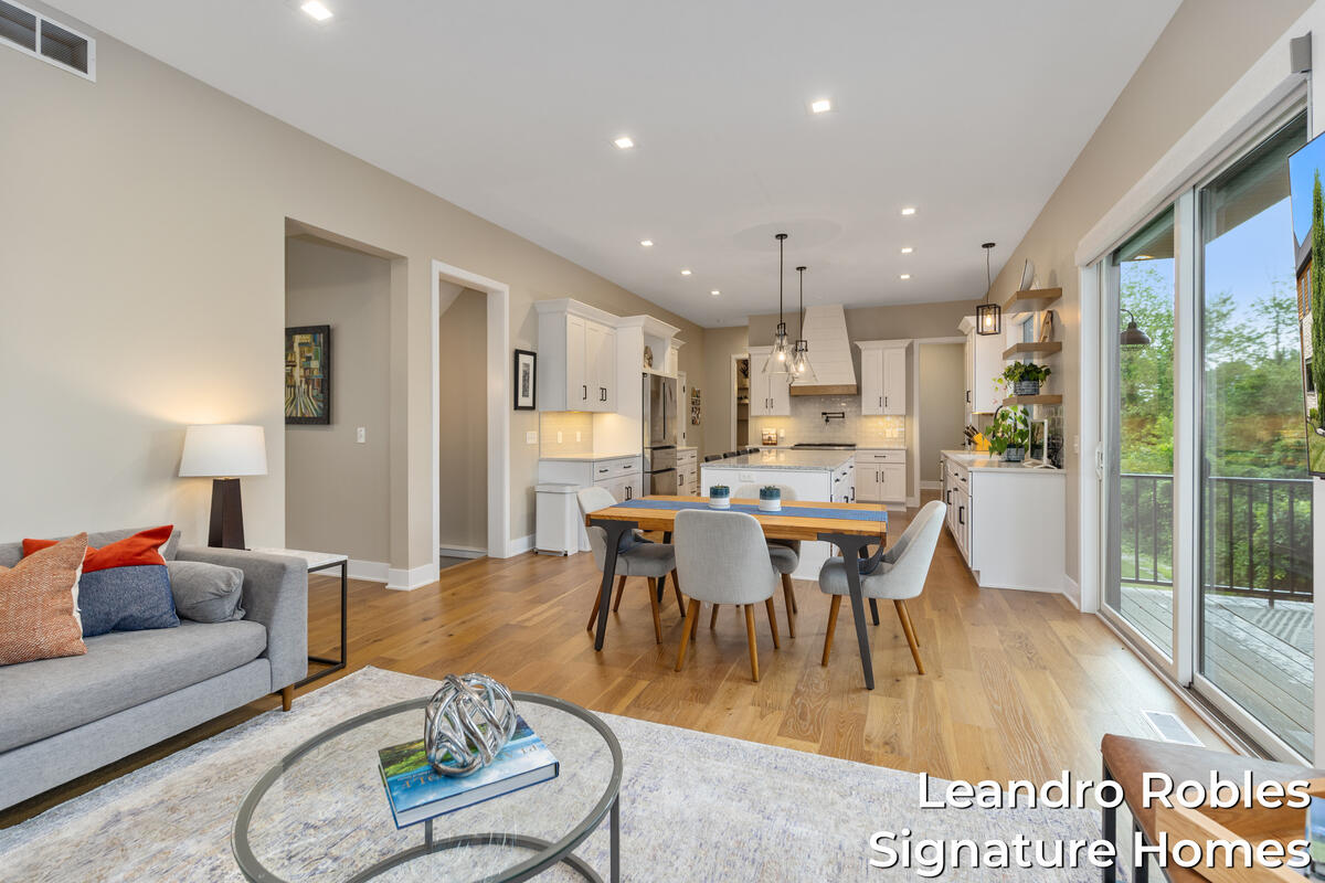 6 Fox Point Court NE Ada MI 49301