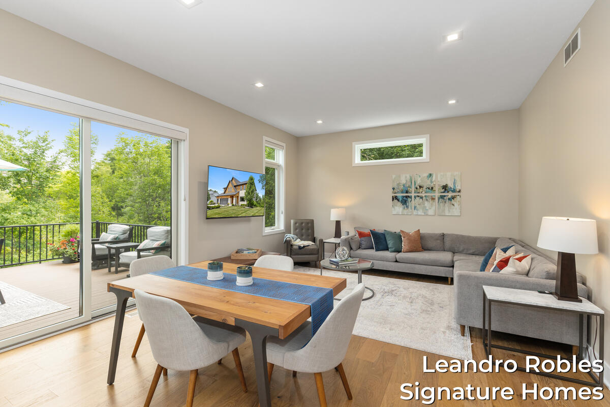6 Fox Point Court NE Ada MI 49301