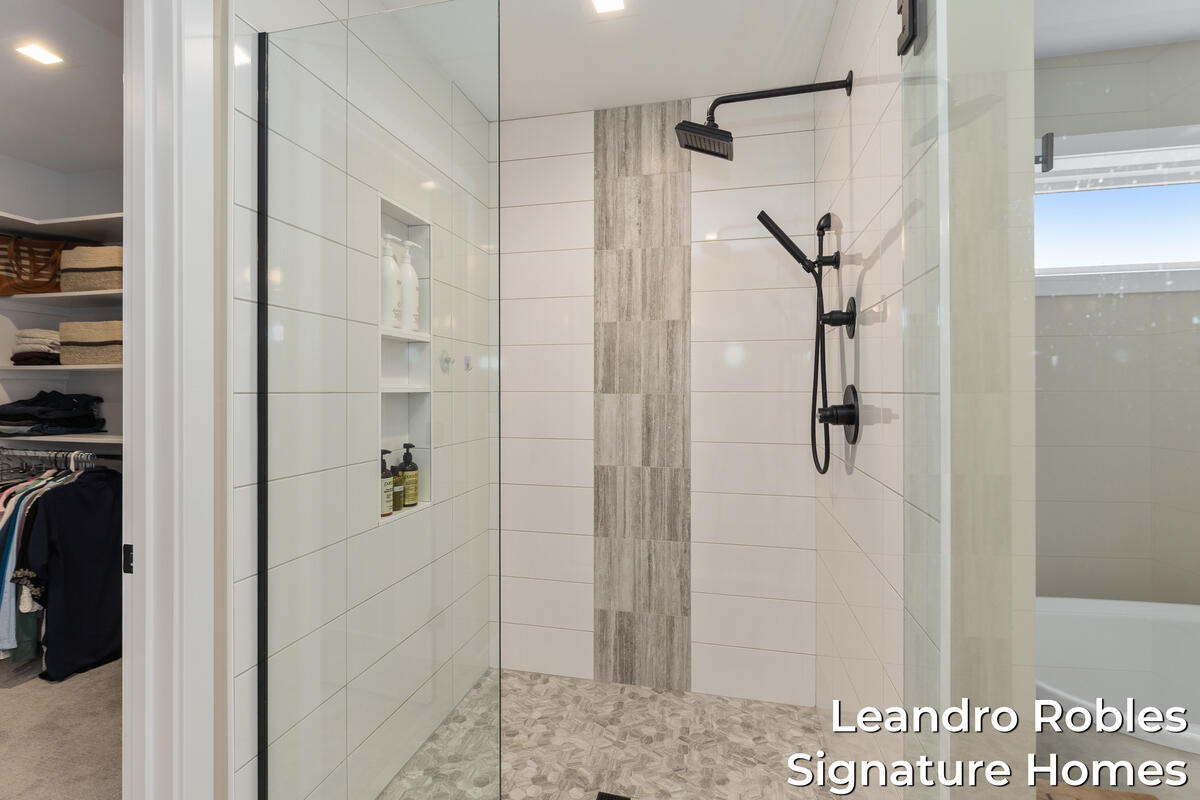 6 Fox Point Court NE Ada MI 49301