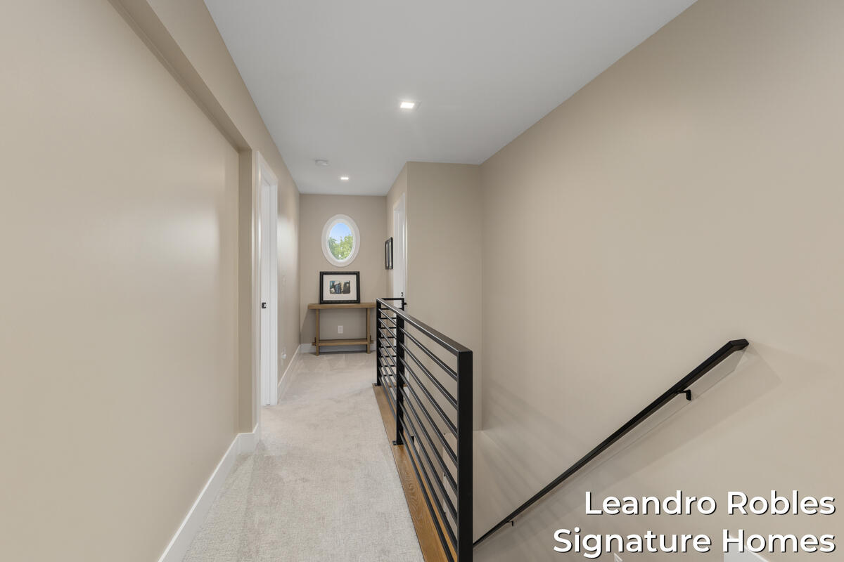 6 Fox Point Court NE Ada MI 49301