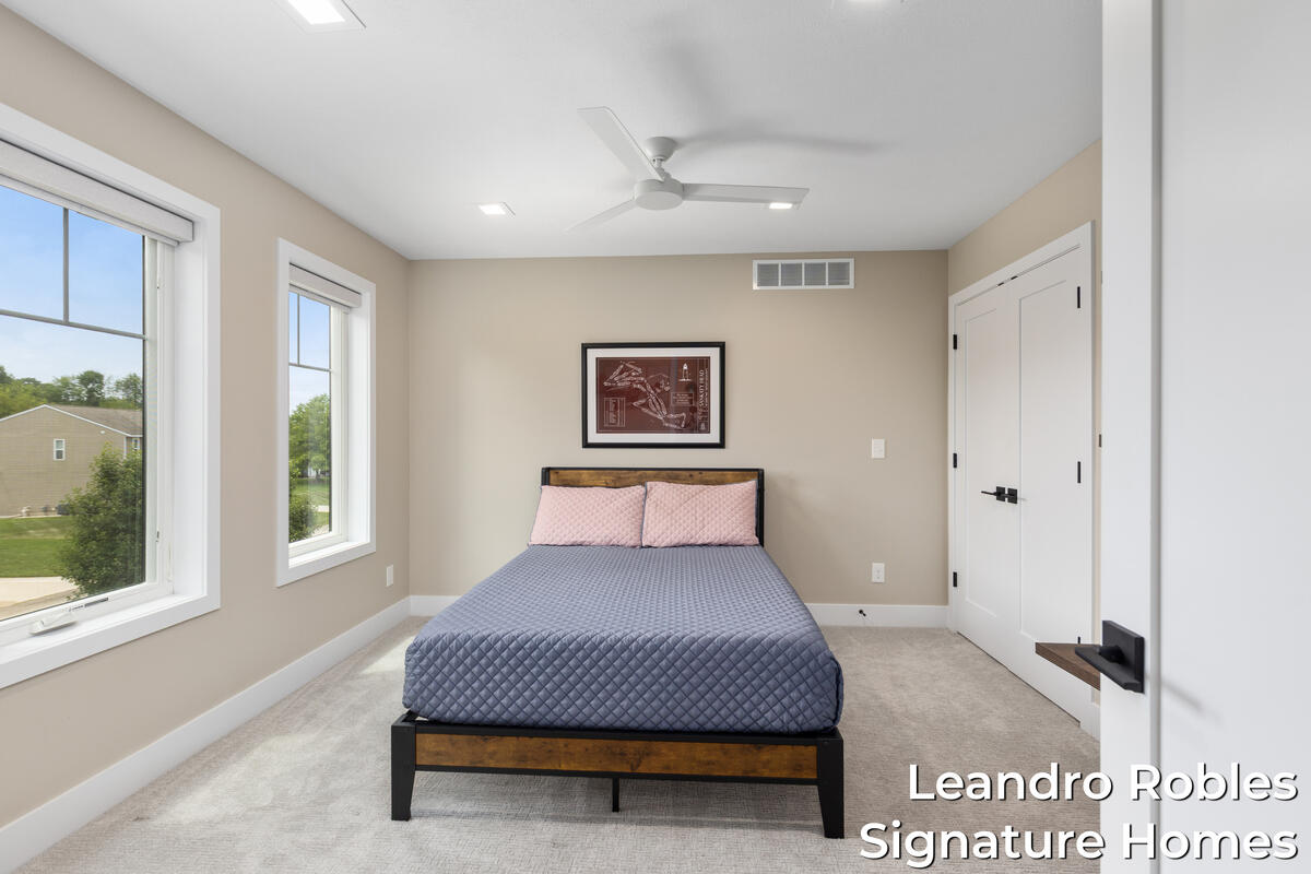 6 Fox Point Court NE Ada MI 49301