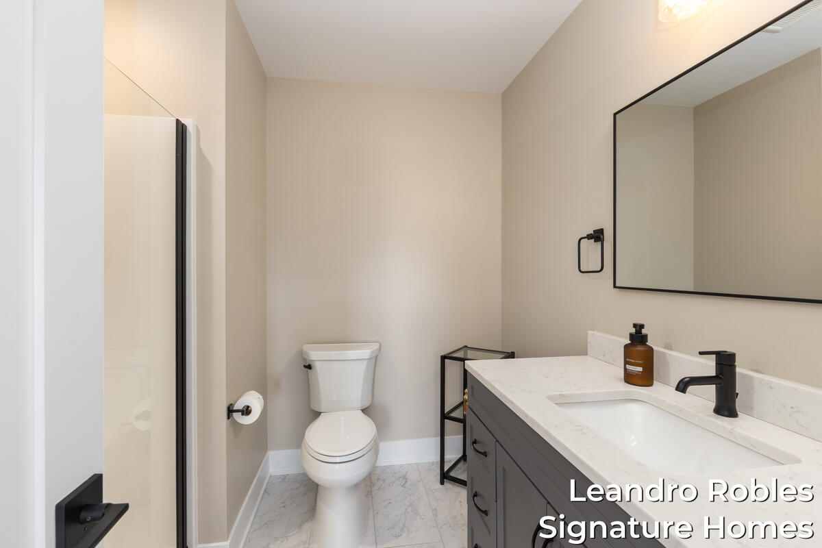 6 Fox Point Court NE Ada MI 49301