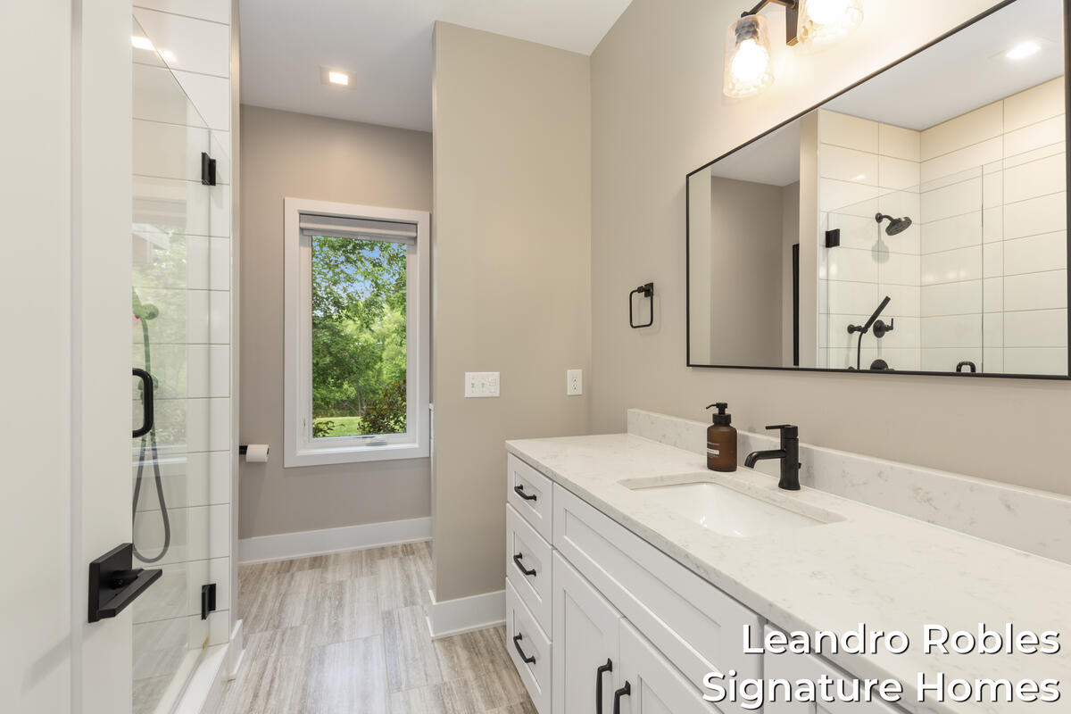 6 Fox Point Court NE Ada MI 49301