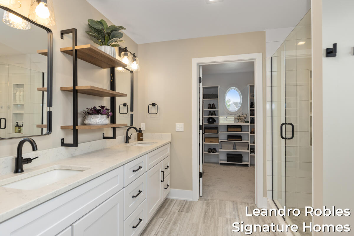 6 Fox Point Court NE Ada MI 49301